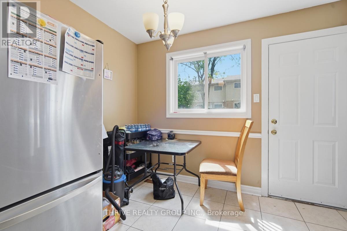 #40 1095 JALNA BOULEVARD - 13