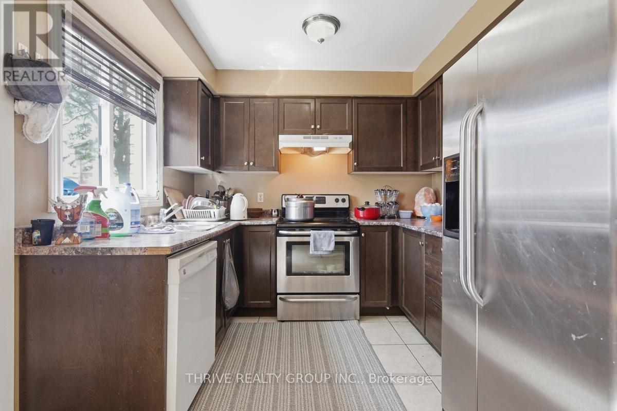 #40 1095 JALNA BOULEVARD - 15