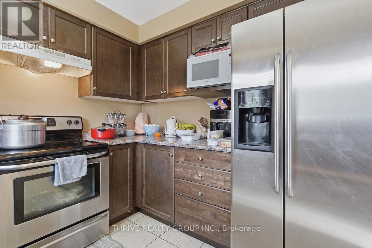 #40 1095 JALNA BOULEVARD - 18