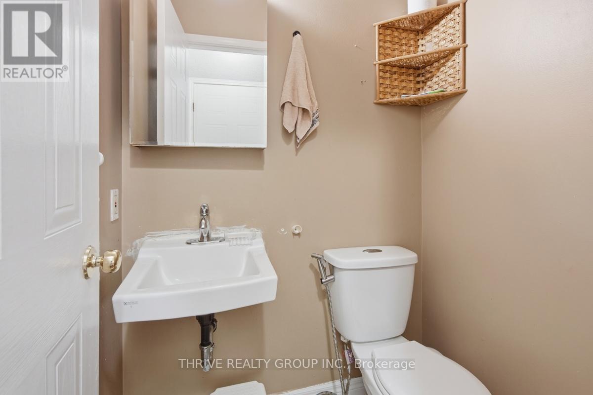 #40 1095 JALNA BOULEVARD - 19