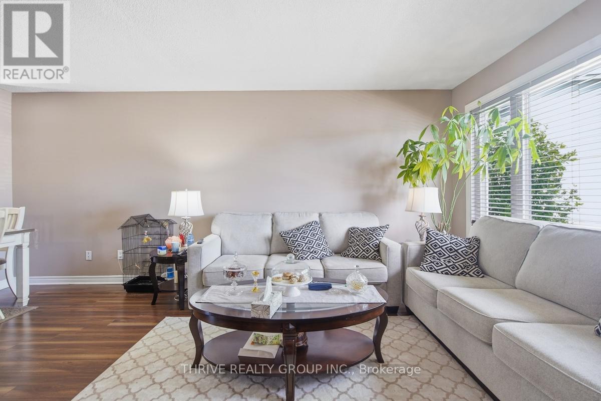 #40 1095 JALNA BOULEVARD - 9