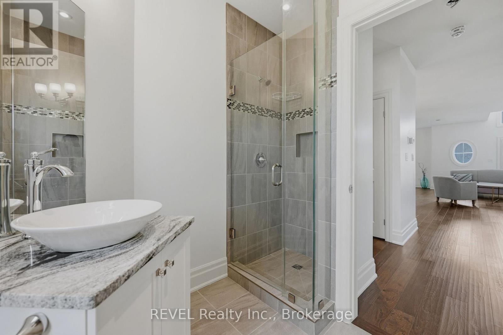 #S14 14 ST. ANDREWS LANE S - Image 30