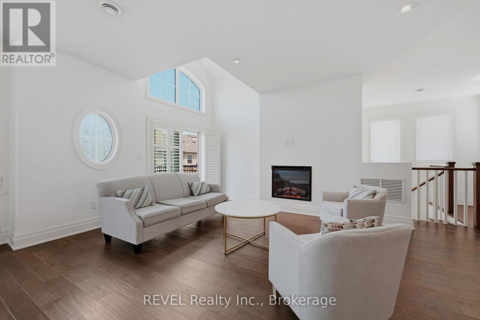 #S14 14 ST. ANDREWS LANE S - Image 12