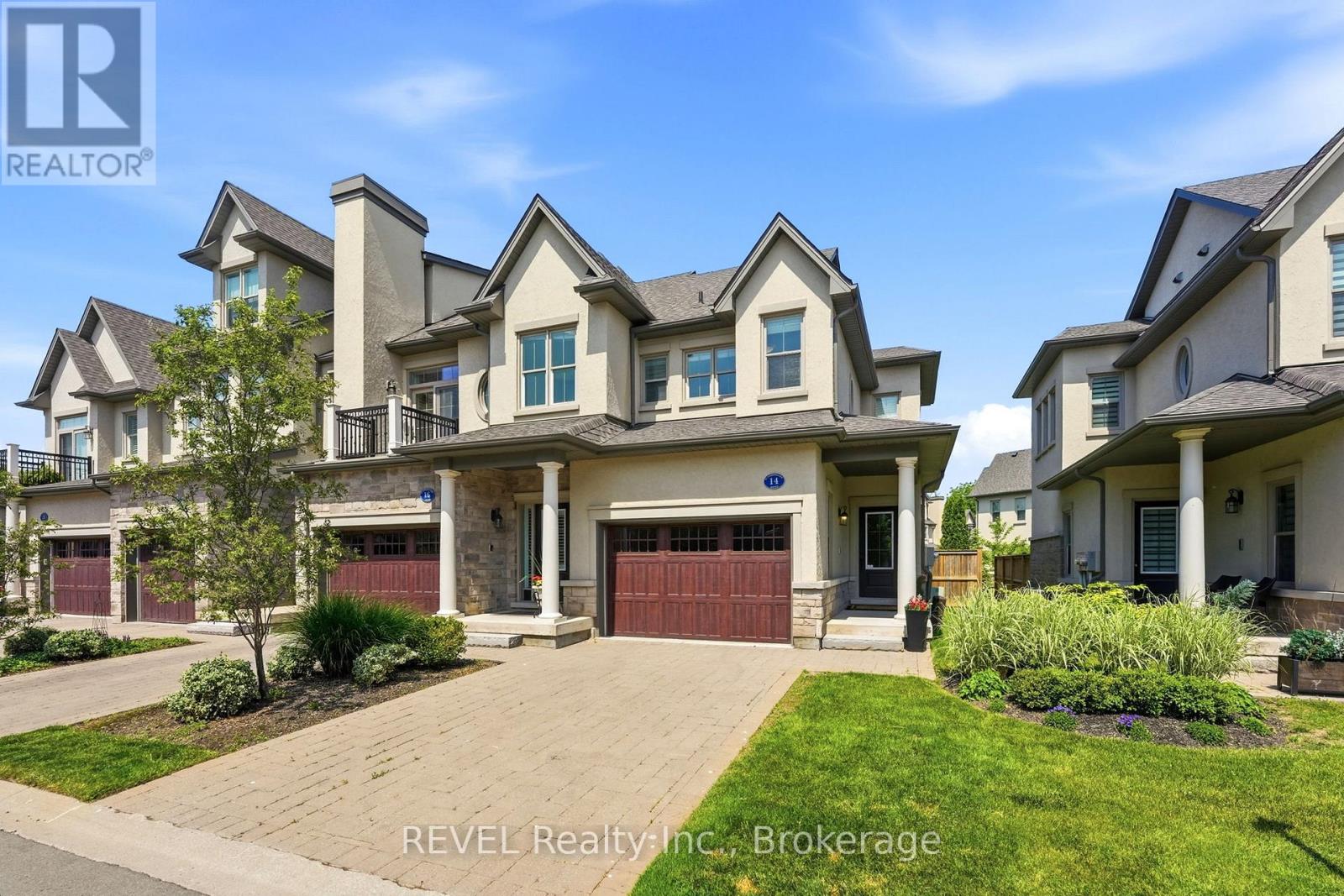 #S14 14 ST. ANDREWS LANE S - Image 3