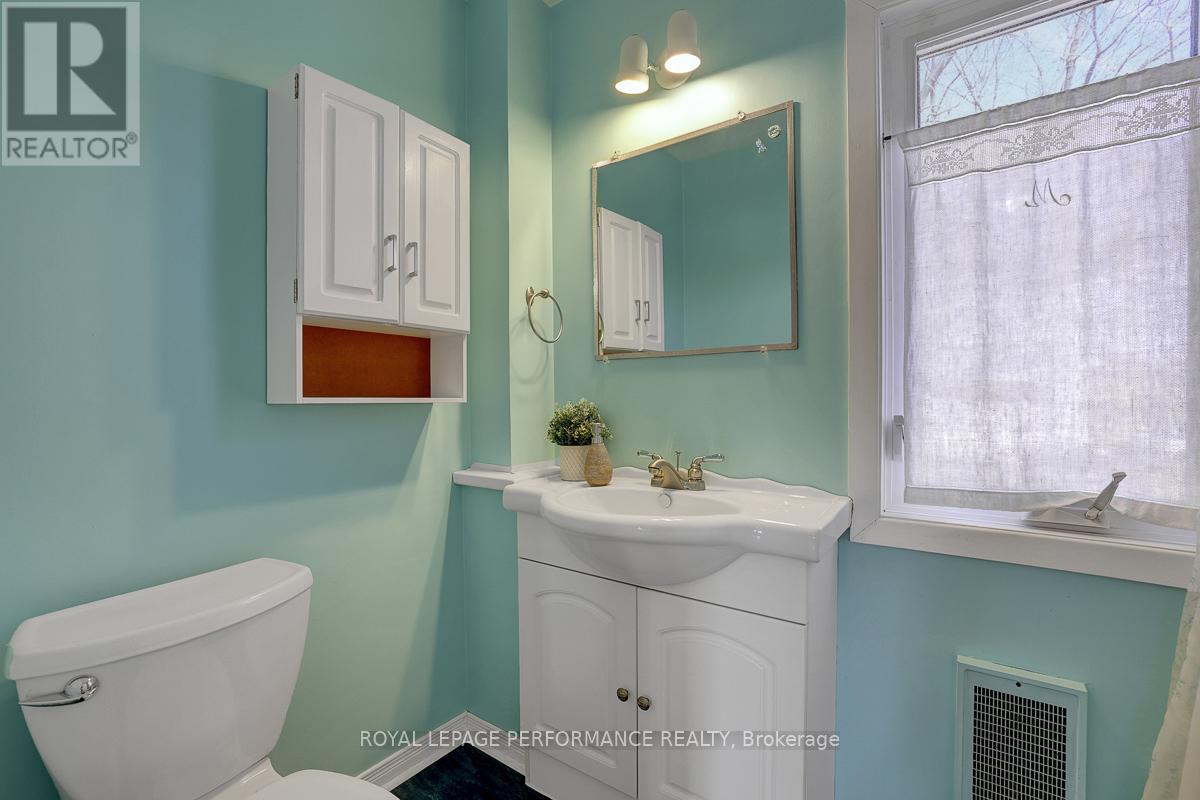 1141 NORTH RIVER ROAD - 21