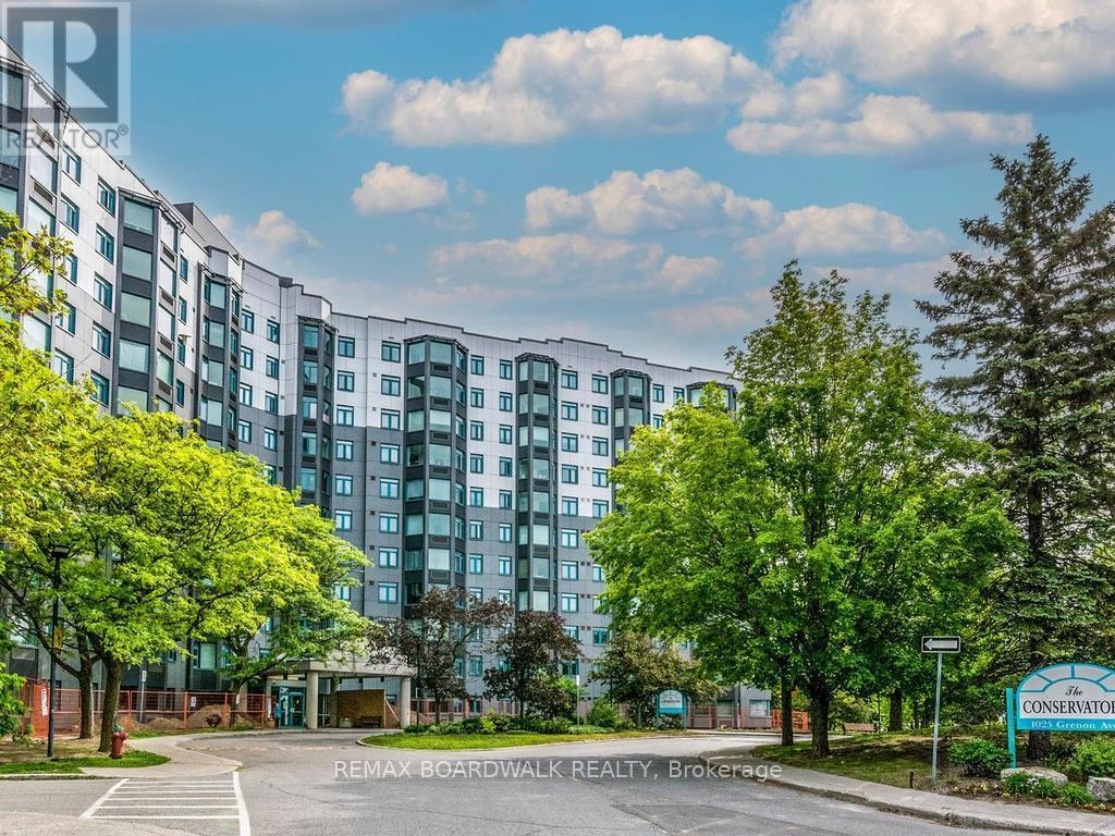 #715 1025 GRENON AVENUE - 1