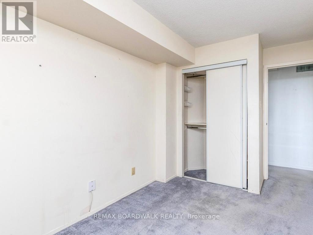 #715 1025 GRENON AVENUE - 21