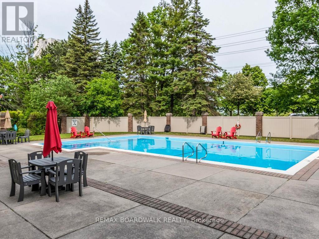 #715 1025 GRENON AVENUE - 31