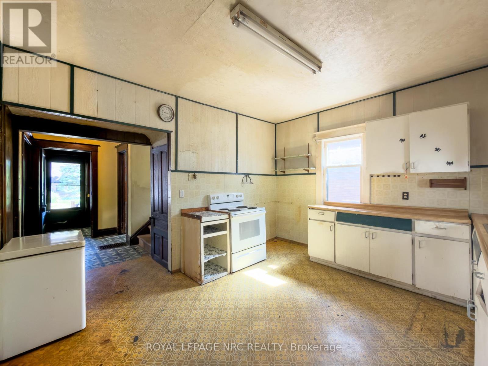 5108 MCRAE STREET - 14