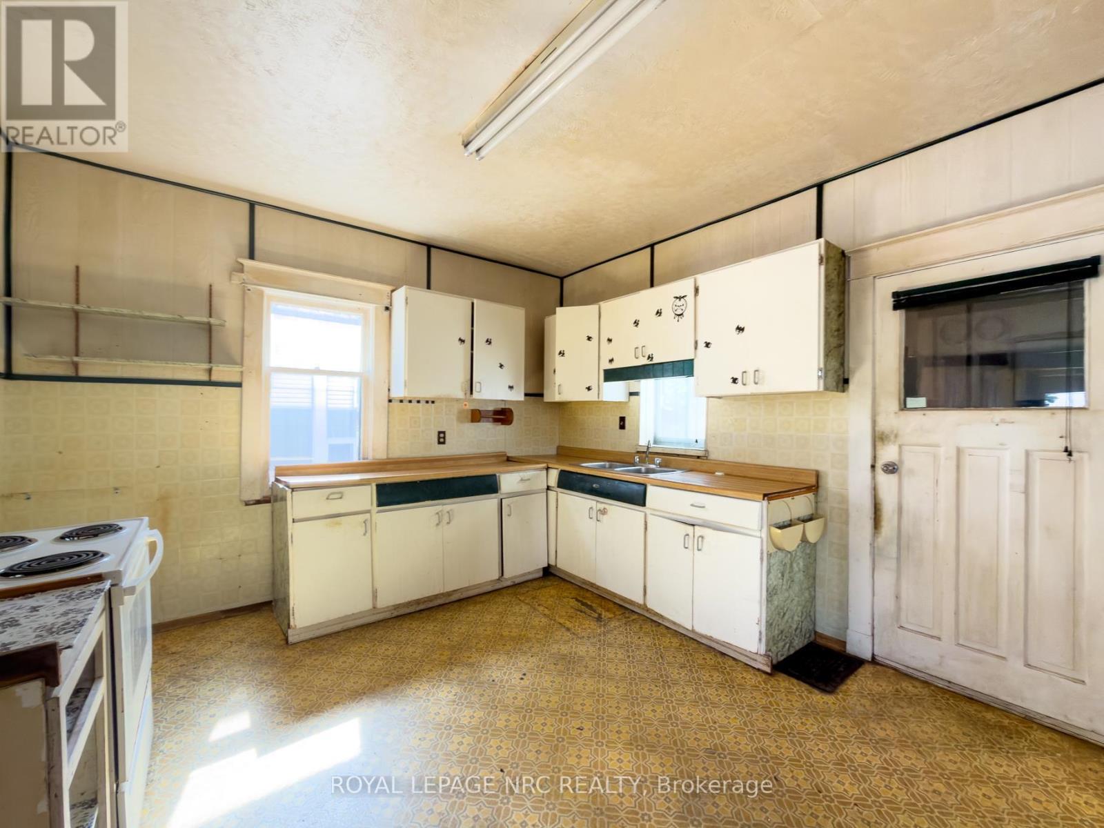 5108 MCRAE STREET - 15