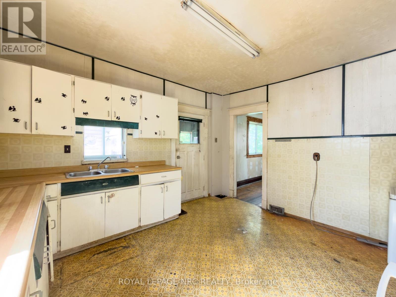 5108 MCRAE STREET - 17