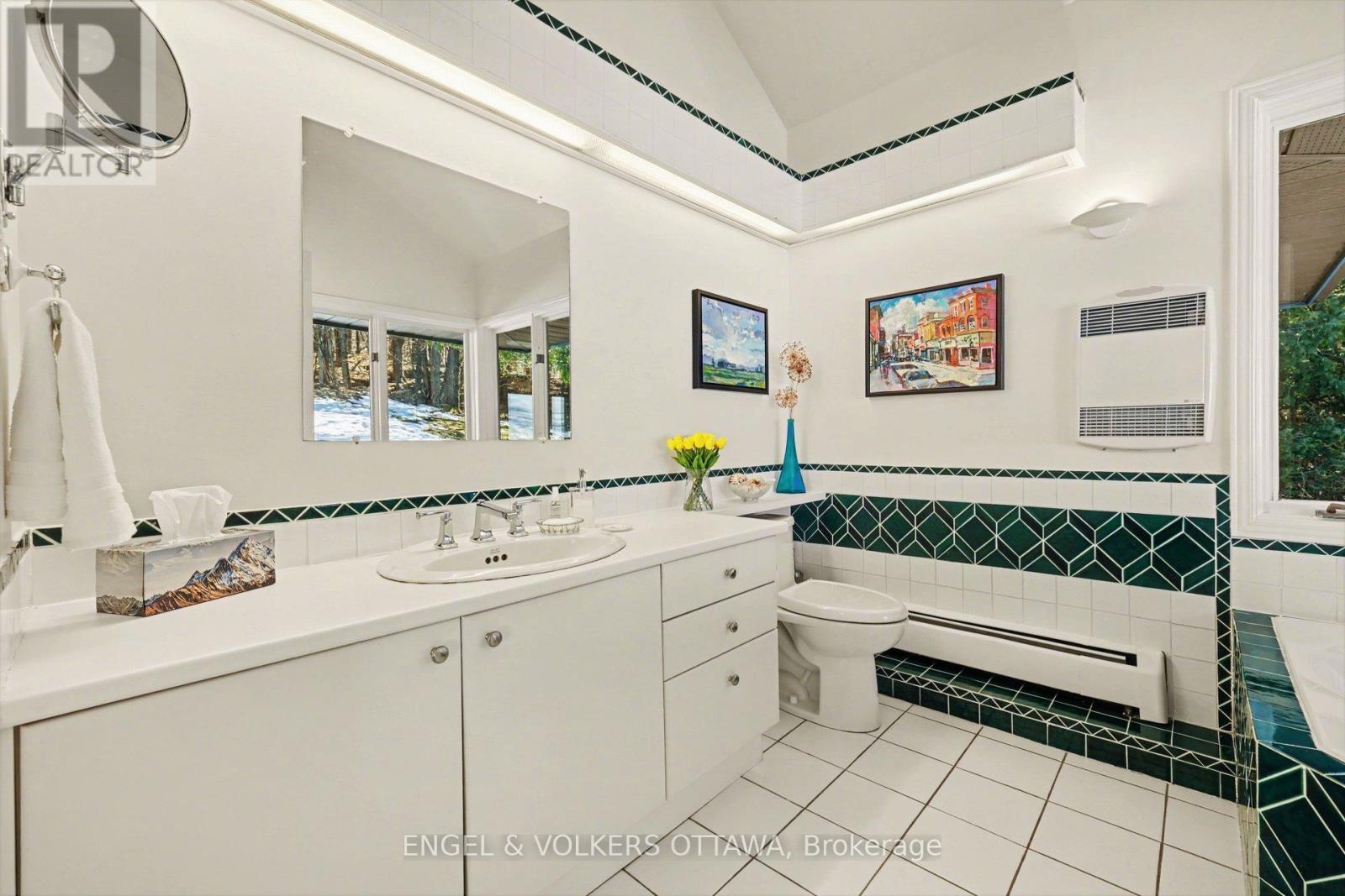 4637 NORTHWOODS DRIVE - 23