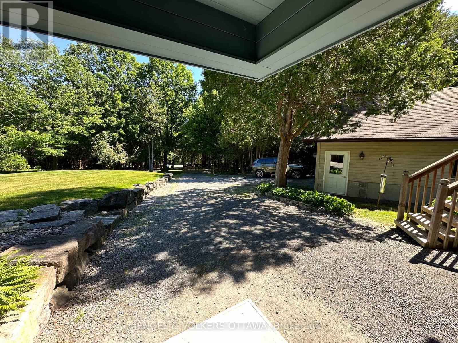 4637 NORTHWOODS DRIVE - 7