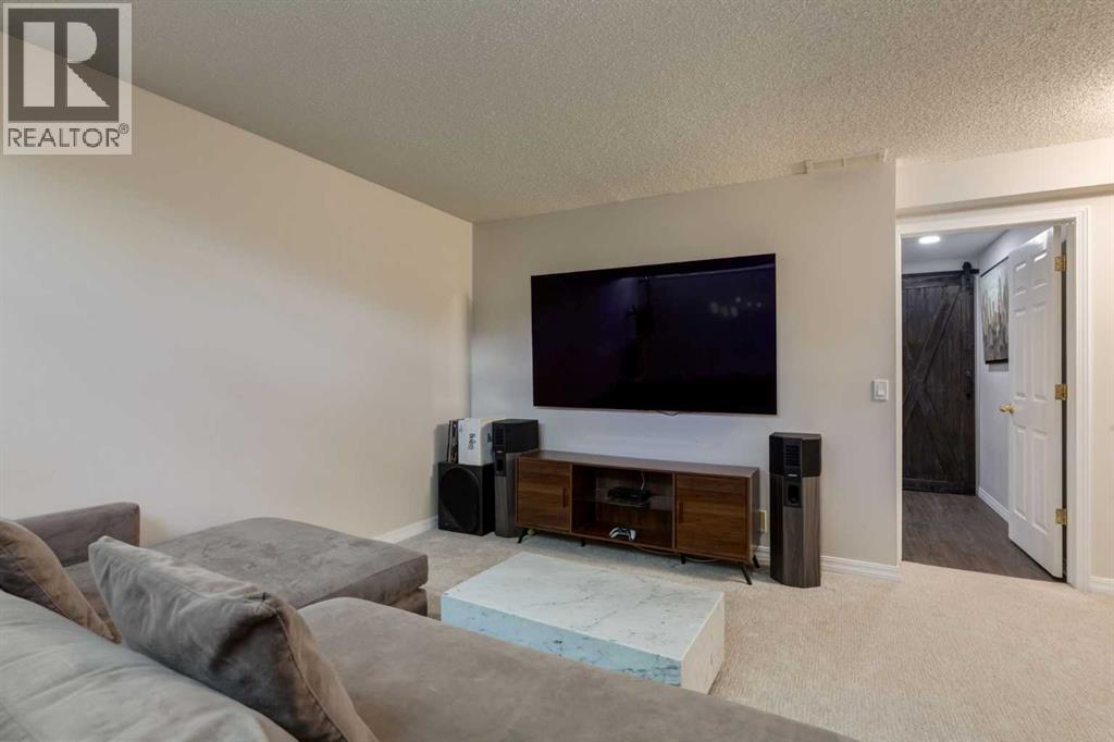 2826 1 Avenue NW — photo 31
