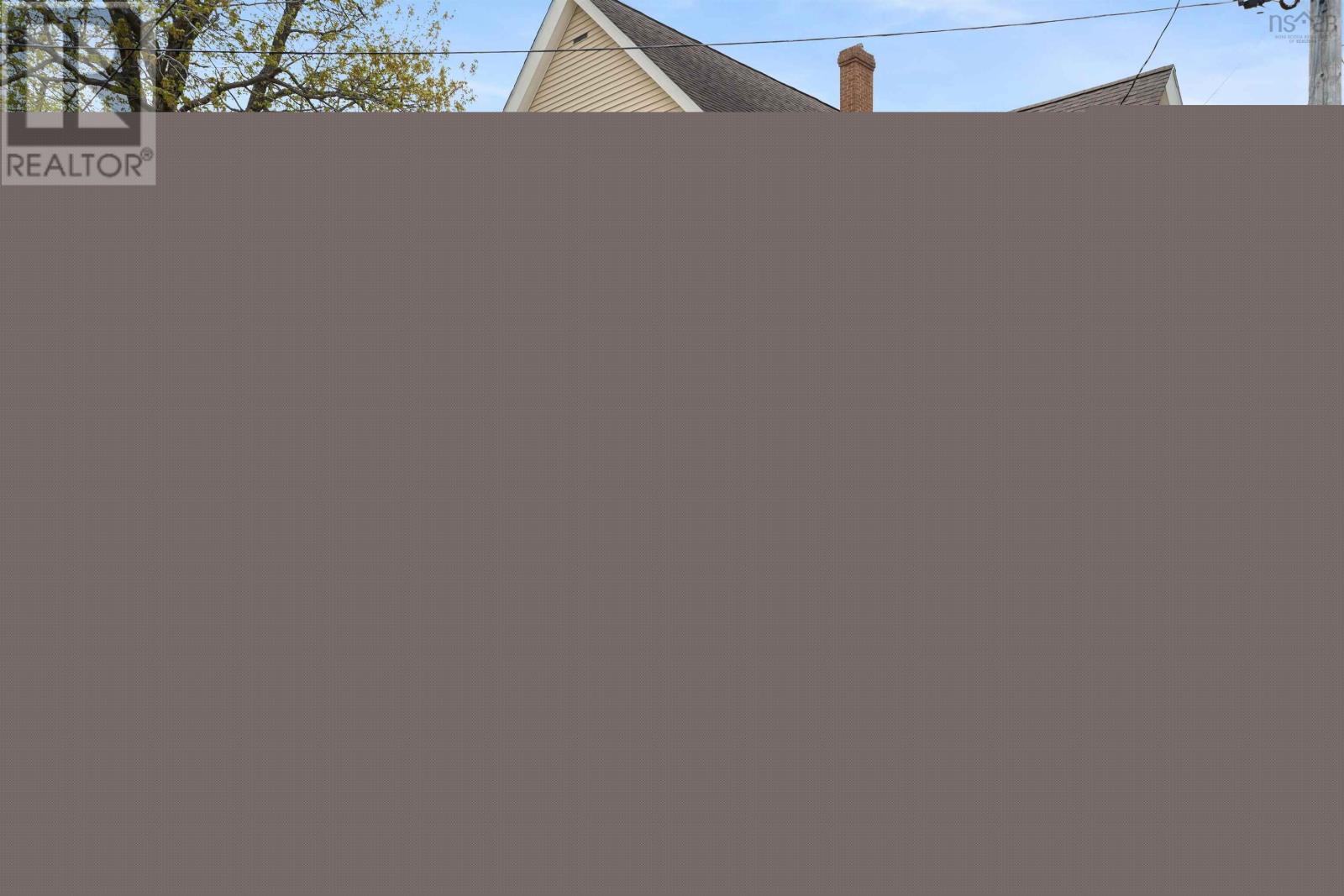 Property 36 of 38 of 216 BROOKSIDE Avenue
