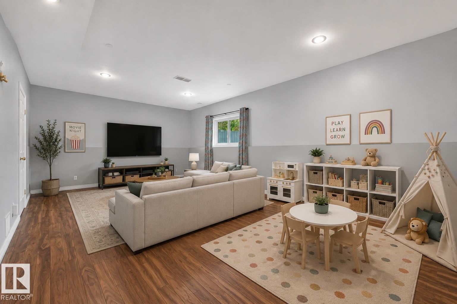 22 DORIAN WY — photo 11