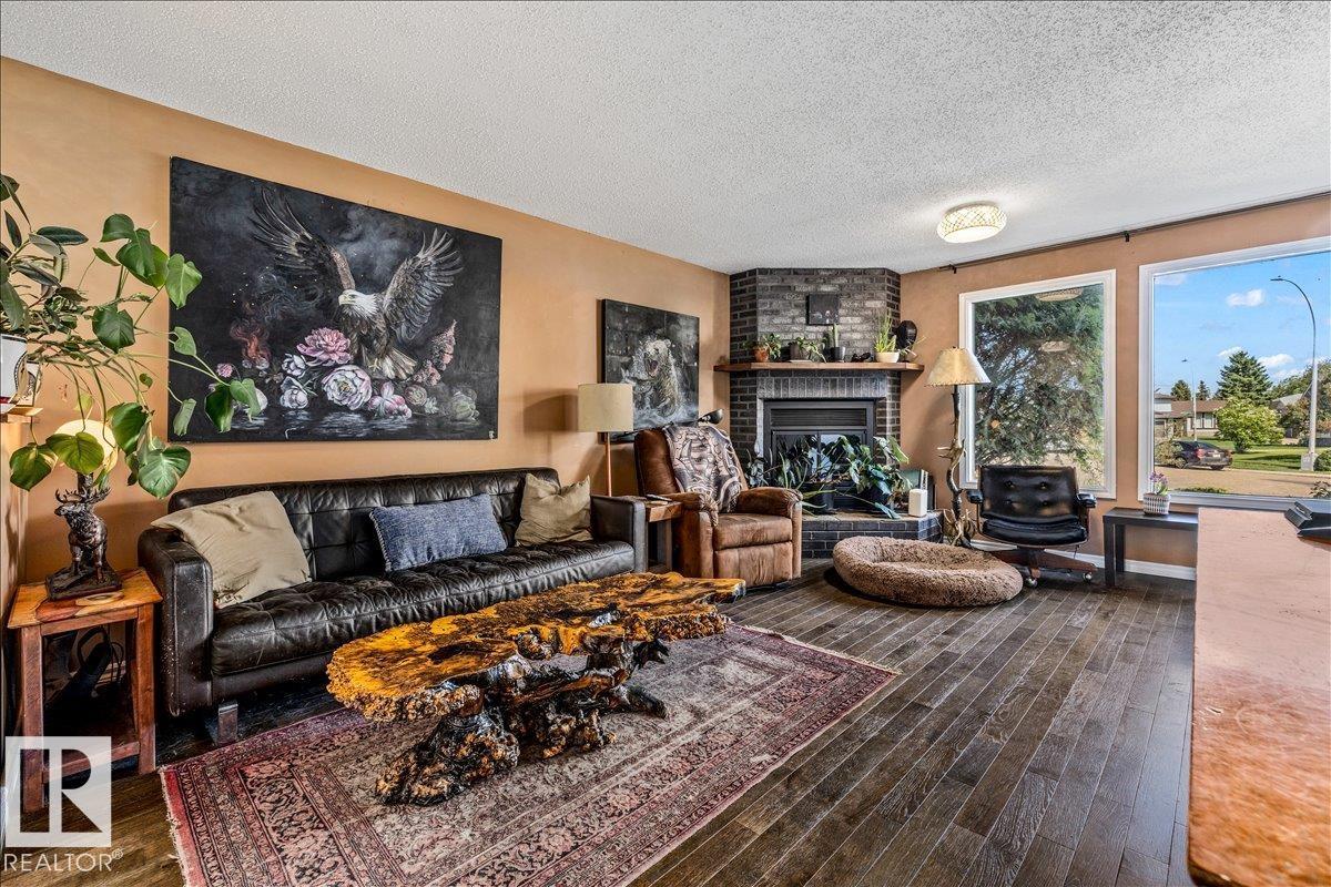 135 HOMESTEAD CR NW NW - 15