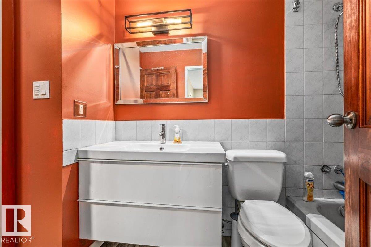 135 HOMESTEAD CR NW NW - 21