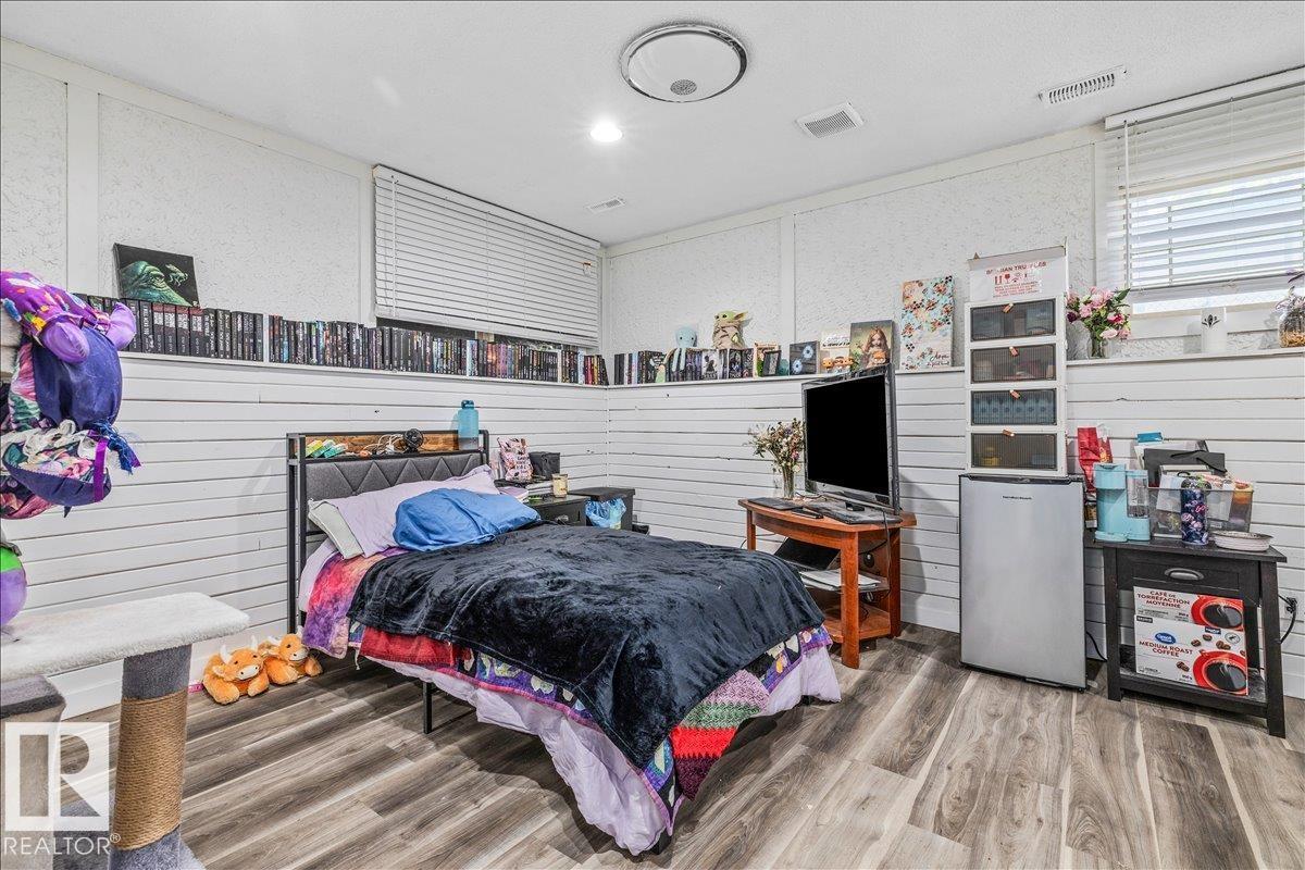 135 HOMESTEAD CR NW NW - 25