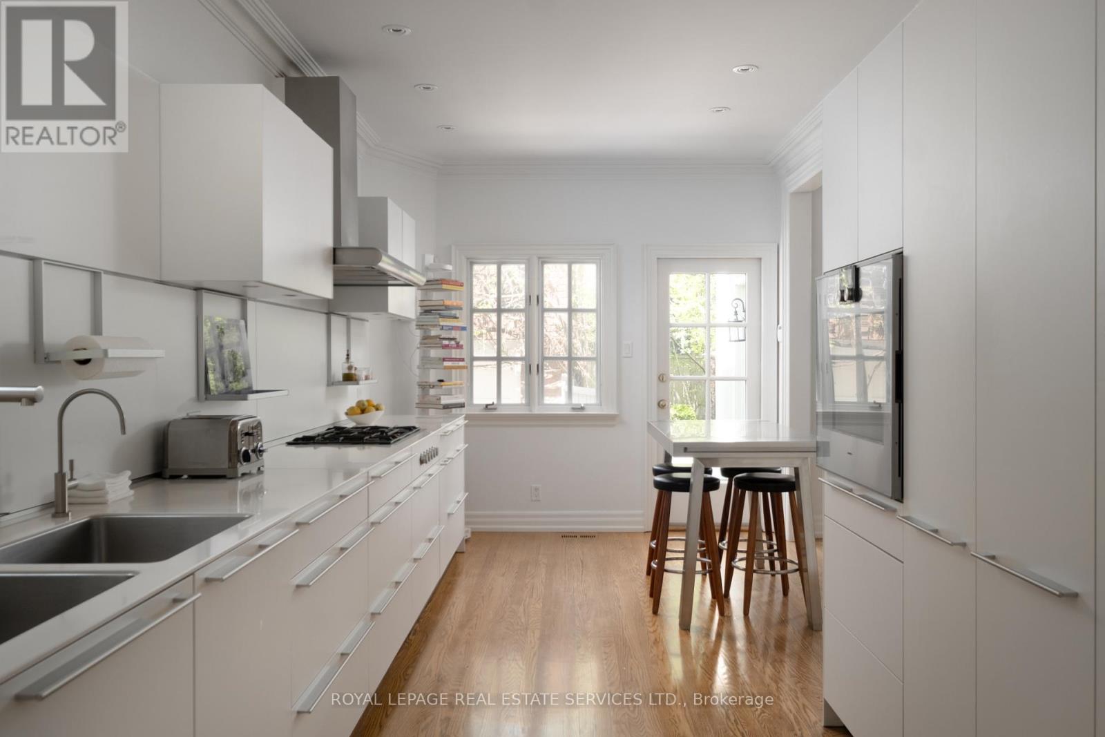80 BINSCARTH ROAD - 13