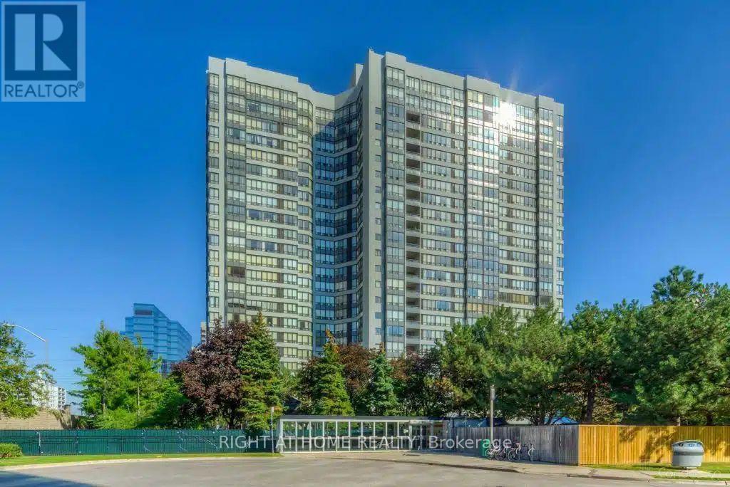 #905 7 BISHOP AVENUE - 1