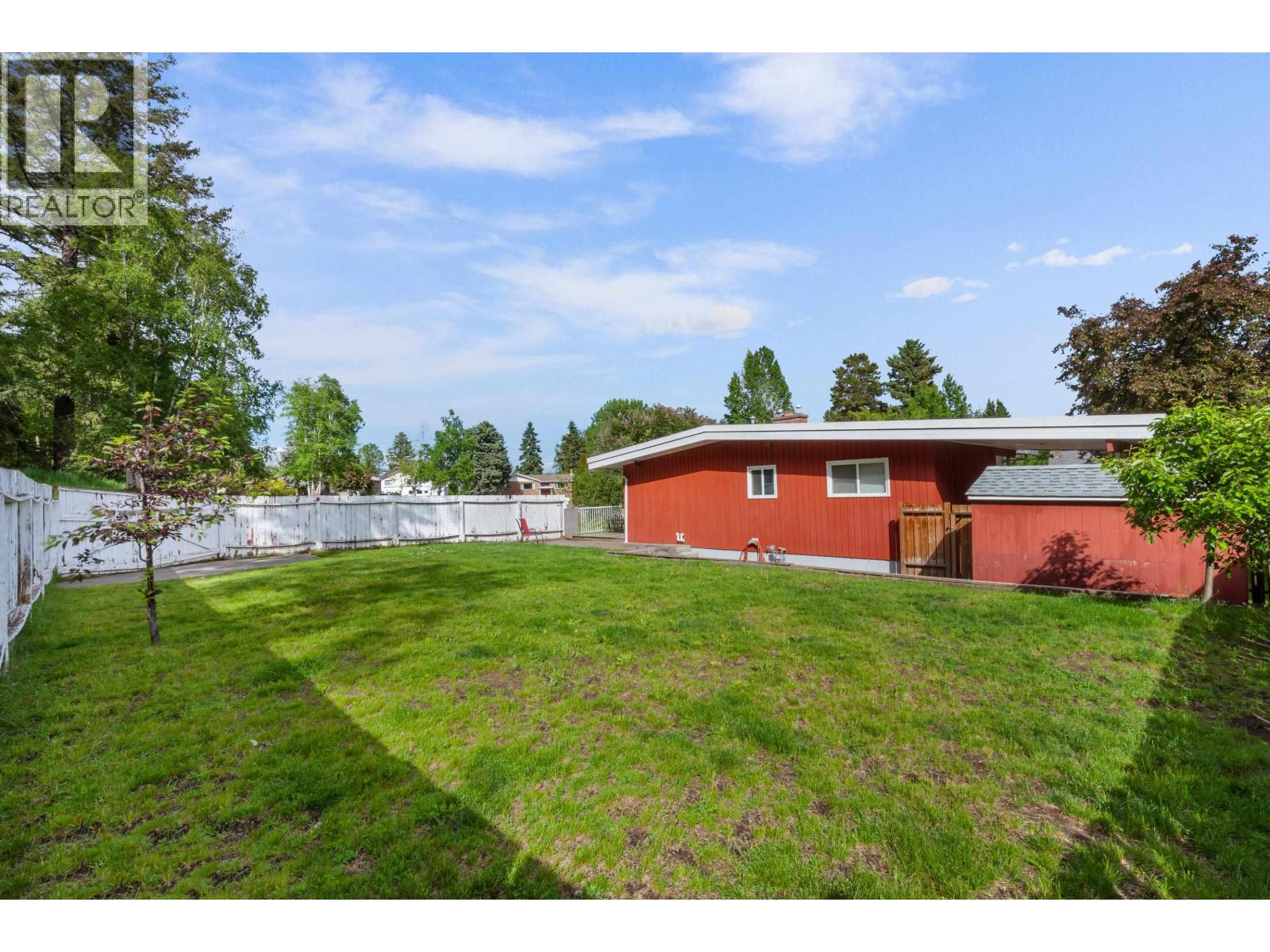 1801 GARDEN DRIVE - 19