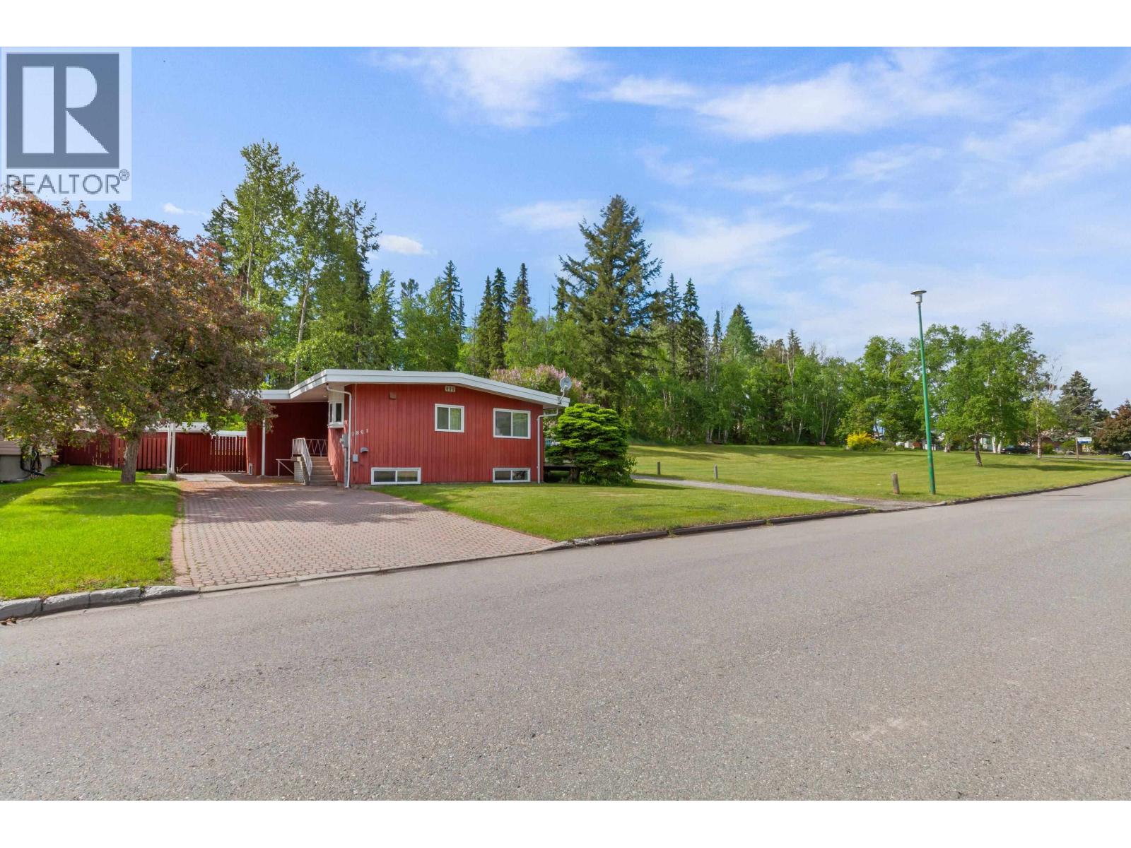 1801 GARDEN DRIVE - 20