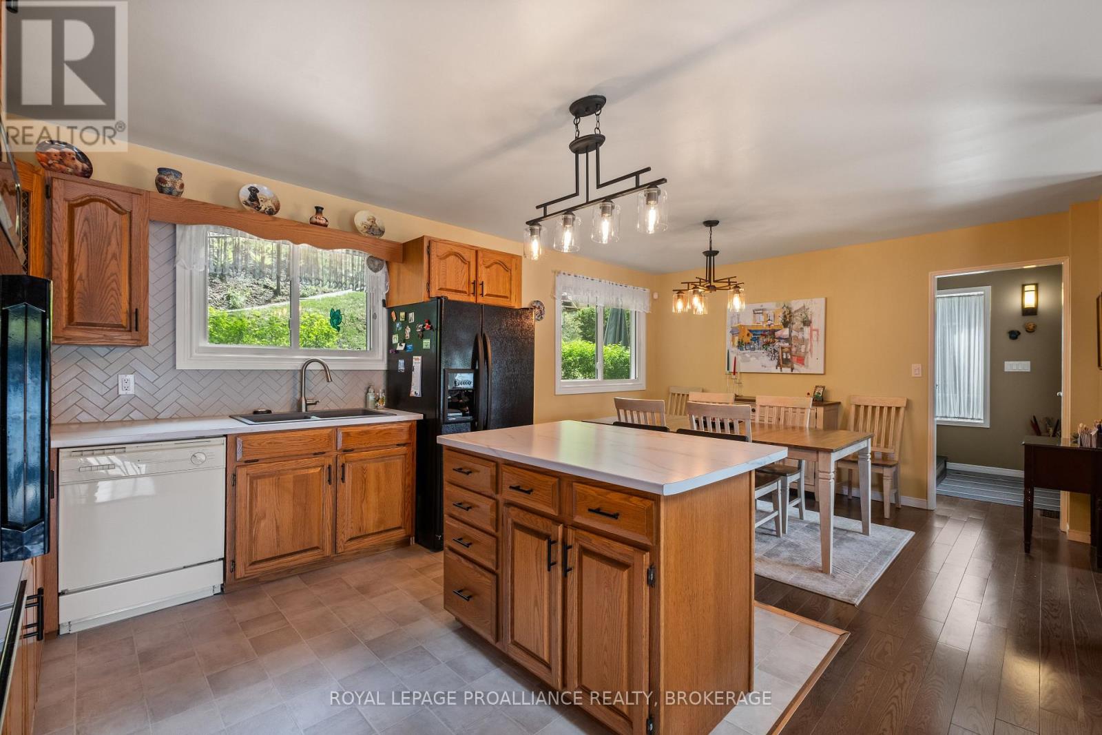 1020 LARK LANE - 16