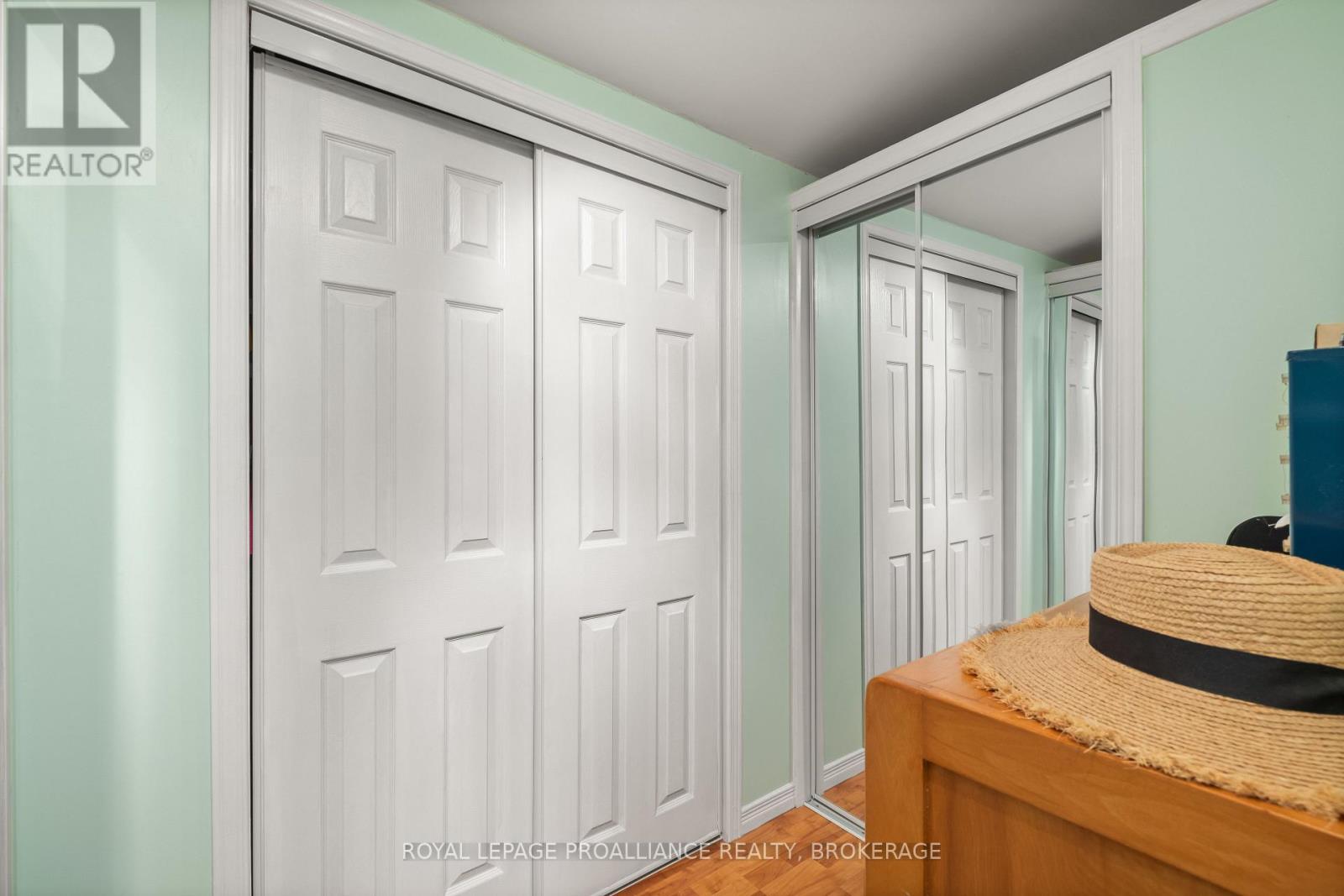 1020 LARK LANE - 36