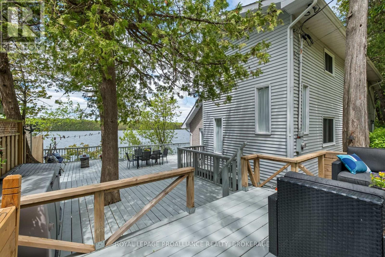 1020 LARK LANE - 4