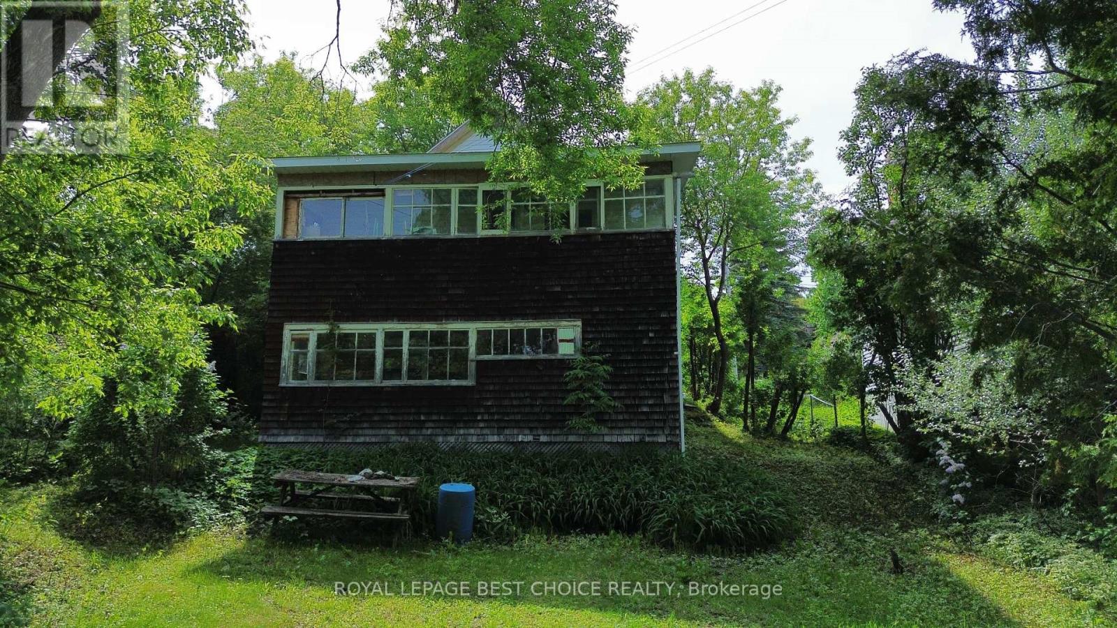 575 GEORGINA AVENUE - 25