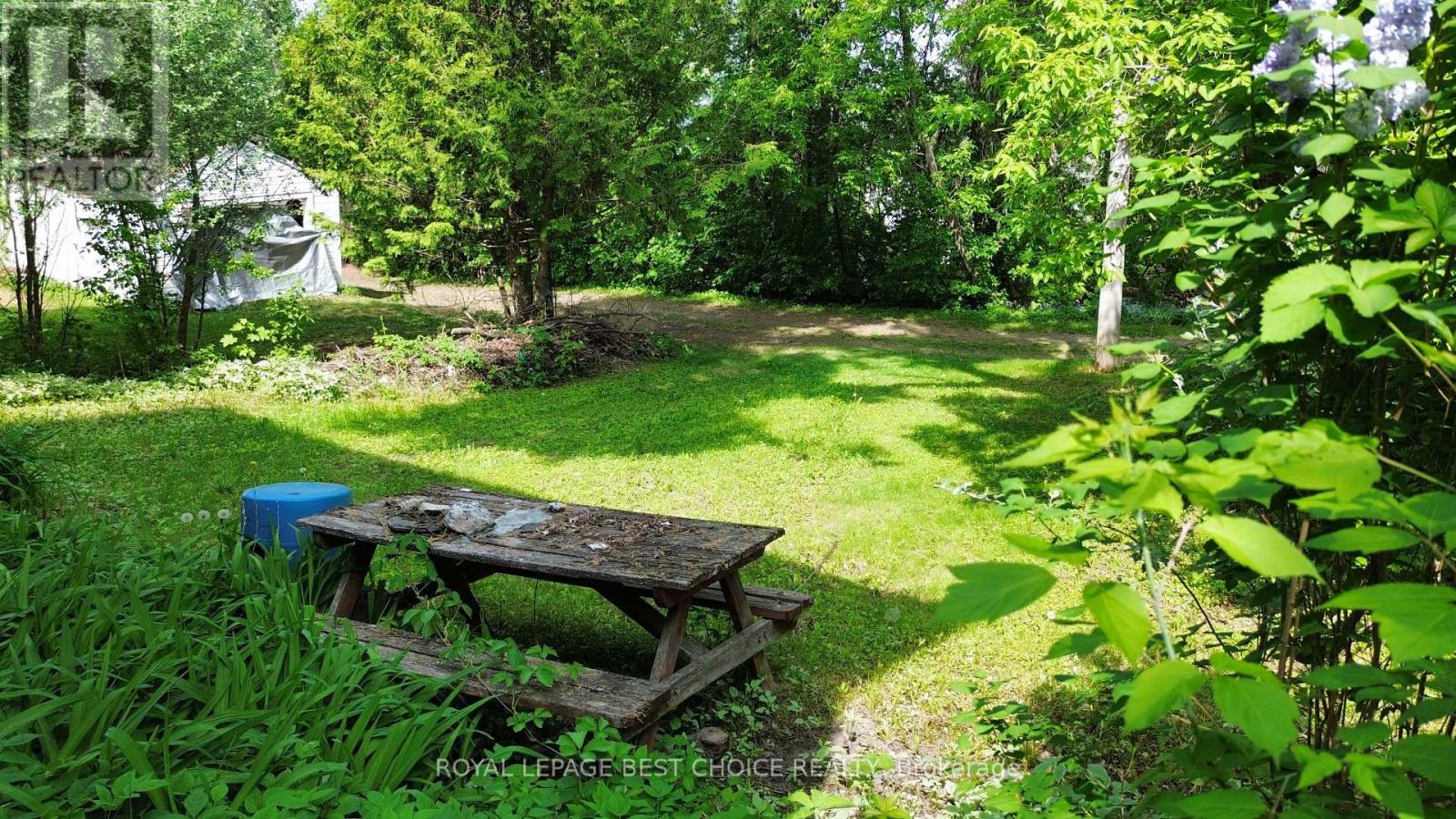 575 GEORGINA AVENUE - 26