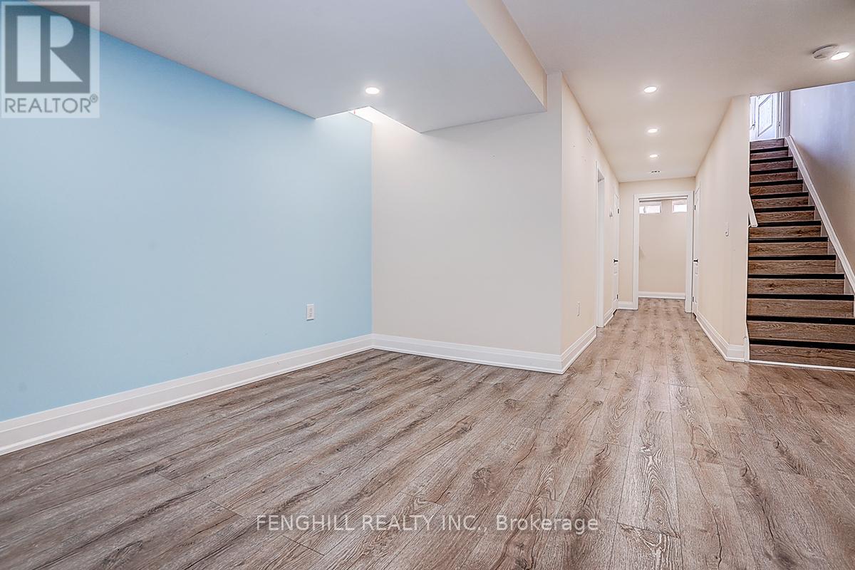 375 WHITE'S HILL AVENUE - 29