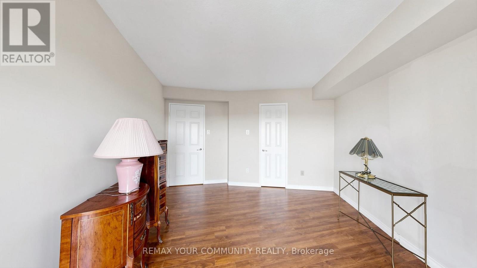 #1109 20 HARDING BOULEVARD W - 19