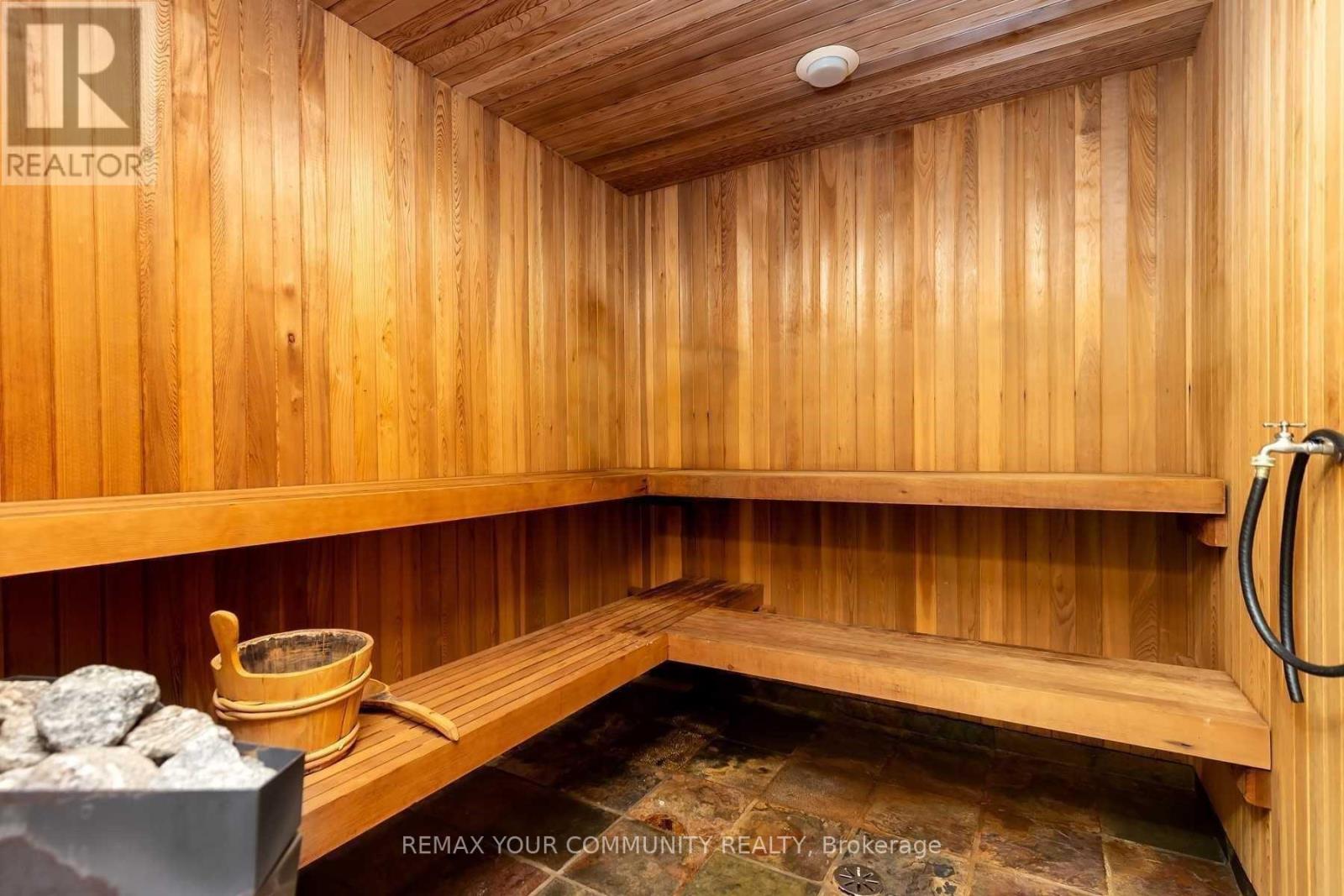 76 SILVER FOX PLACE - 20
