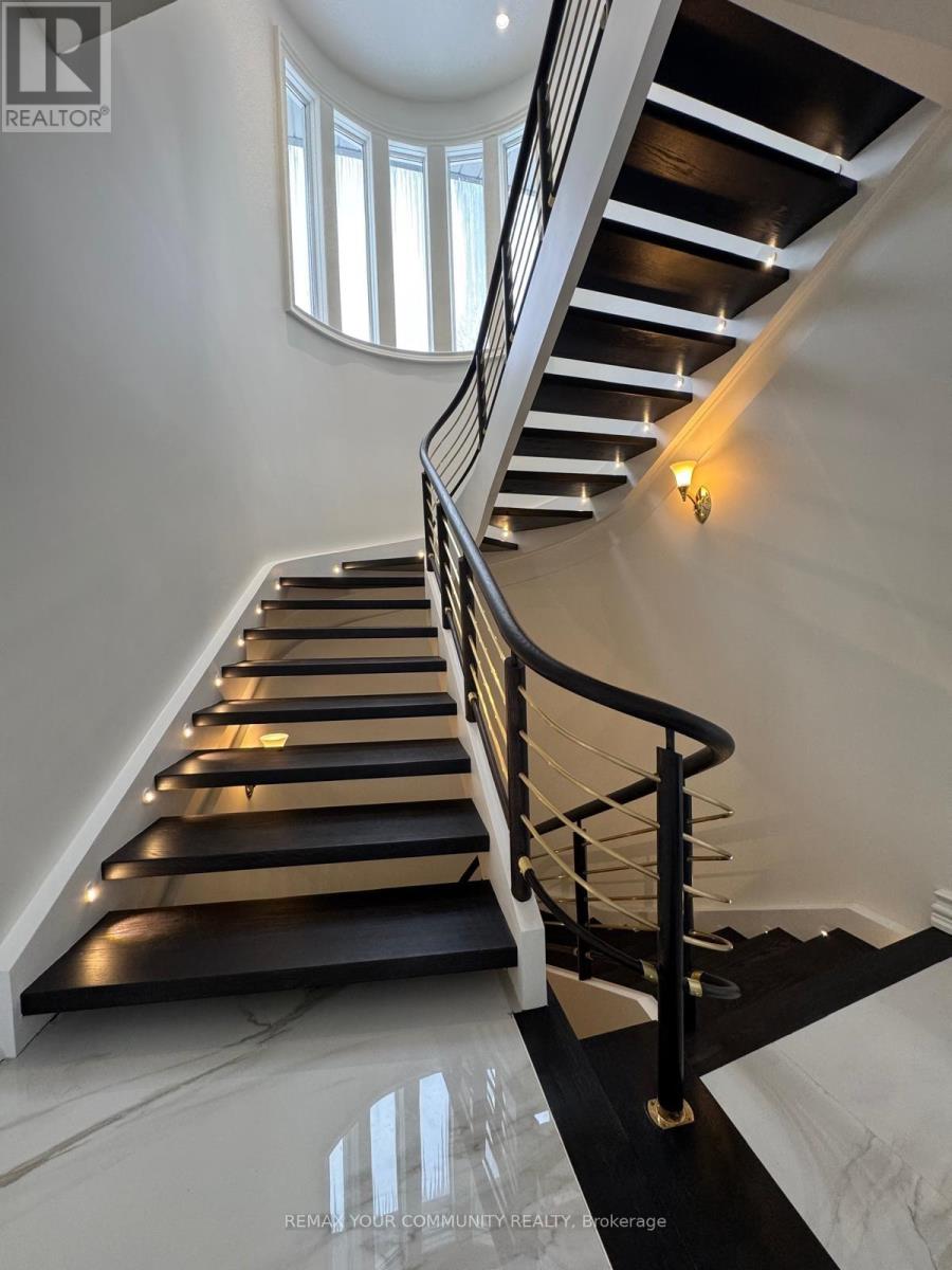 76 SILVER FOX PLACE - 3