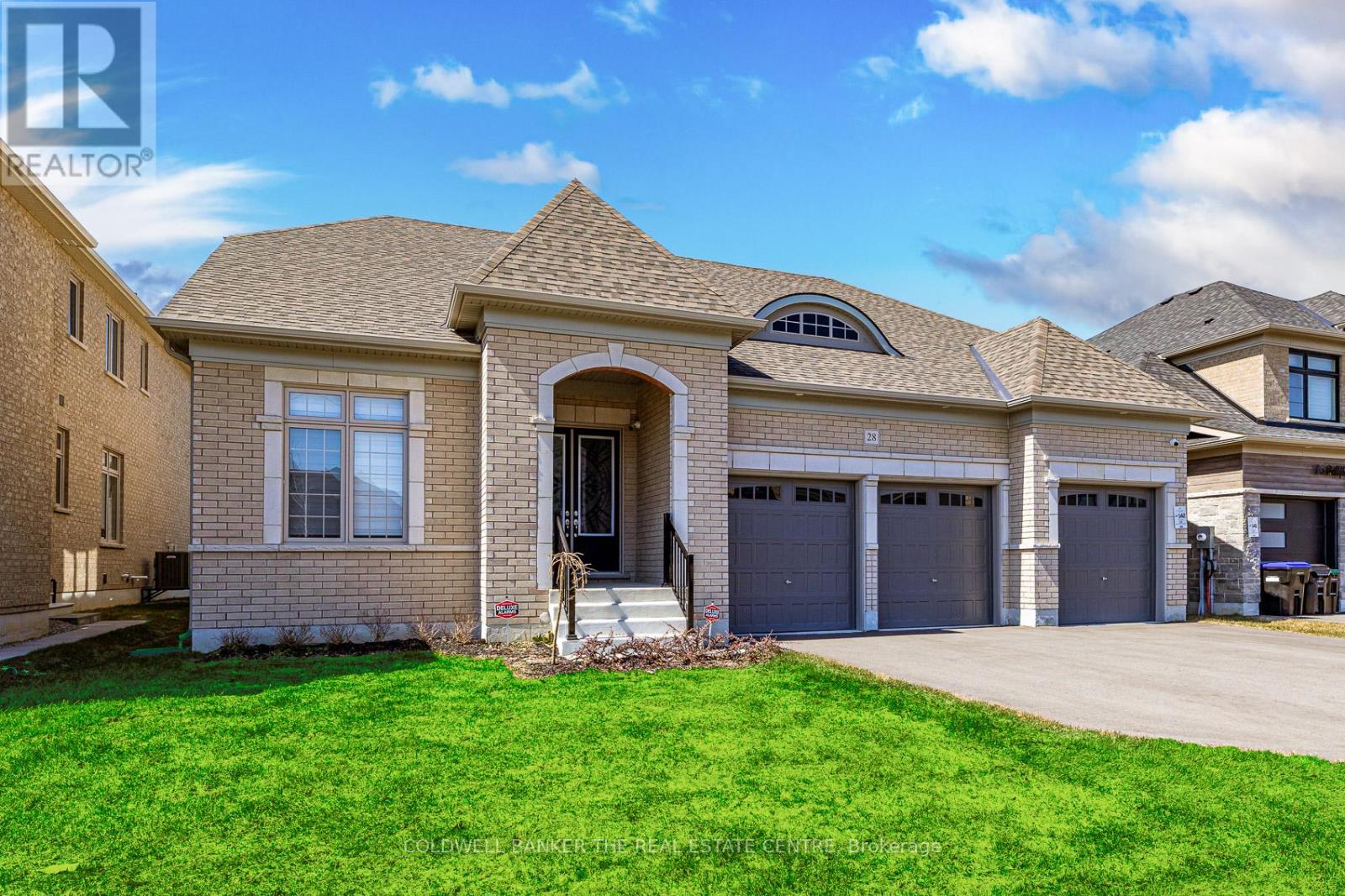 28 BELLFLOWER CRESCENT - 2