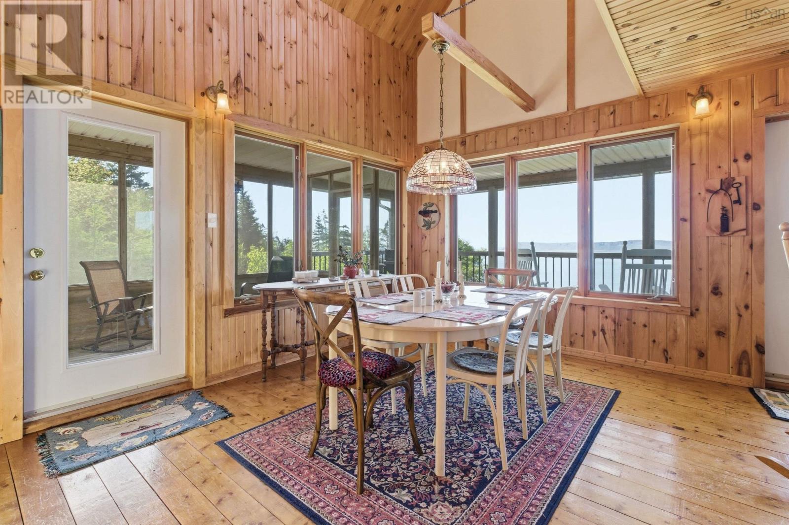 Property 38 of 47 of 1698 West Bay Road