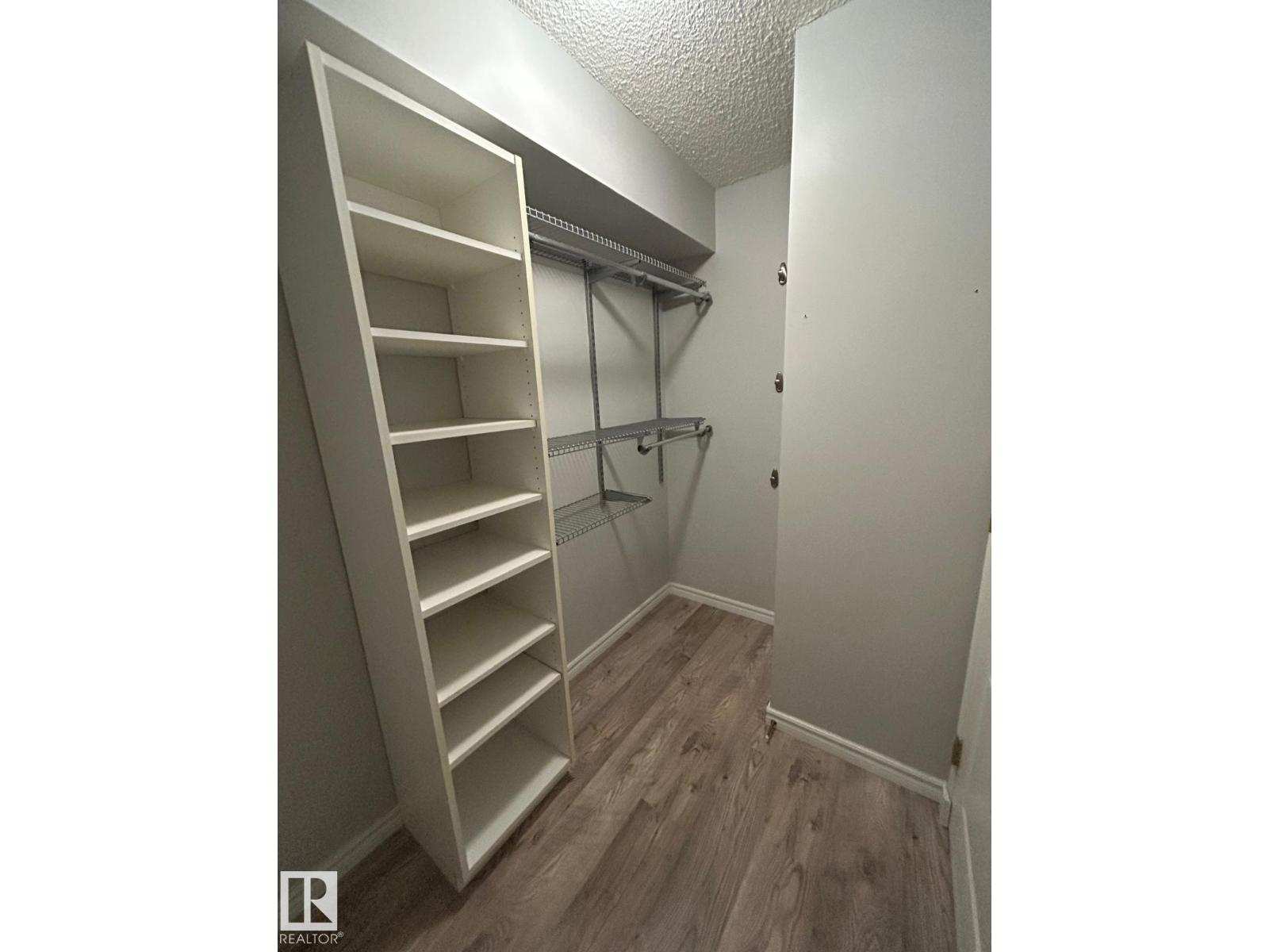 #1506 10909 103 AV NW NW - 7