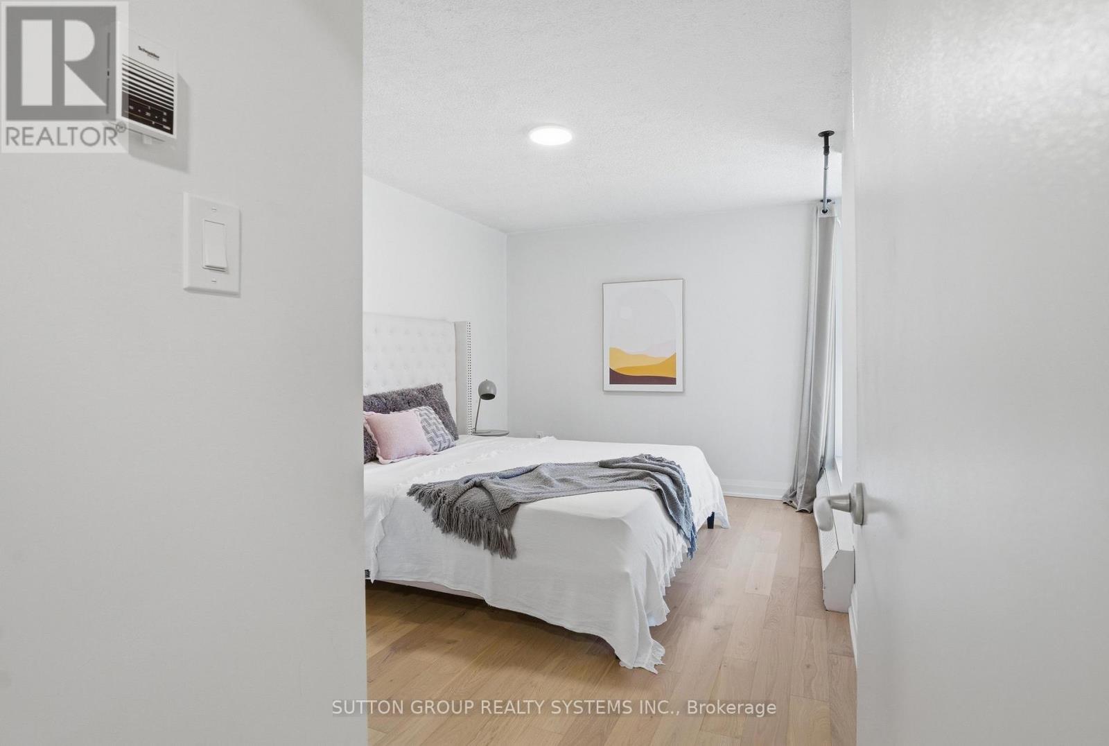 #304 60 SOUTHPORT STREET - 13