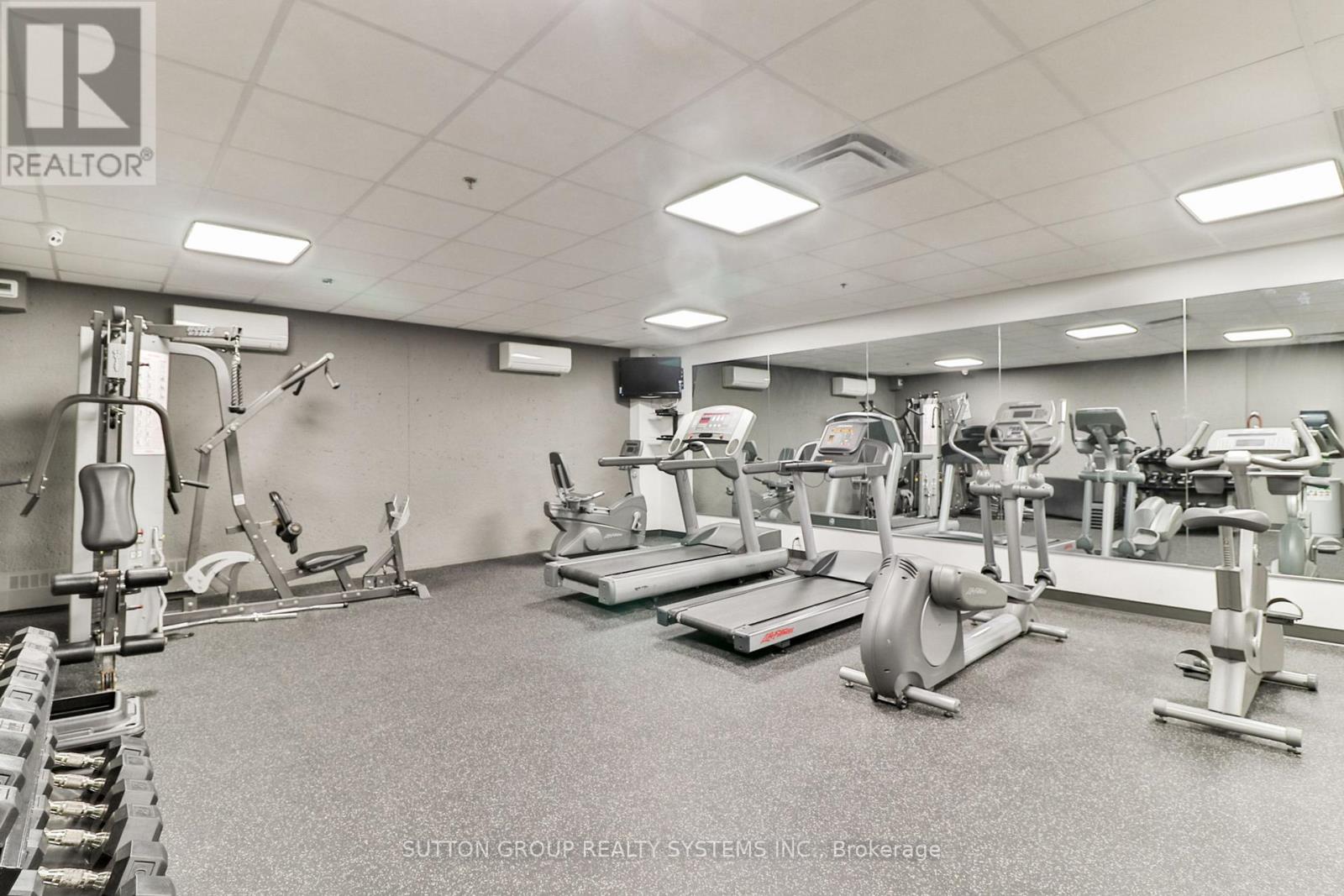 #304 60 SOUTHPORT STREET - 30