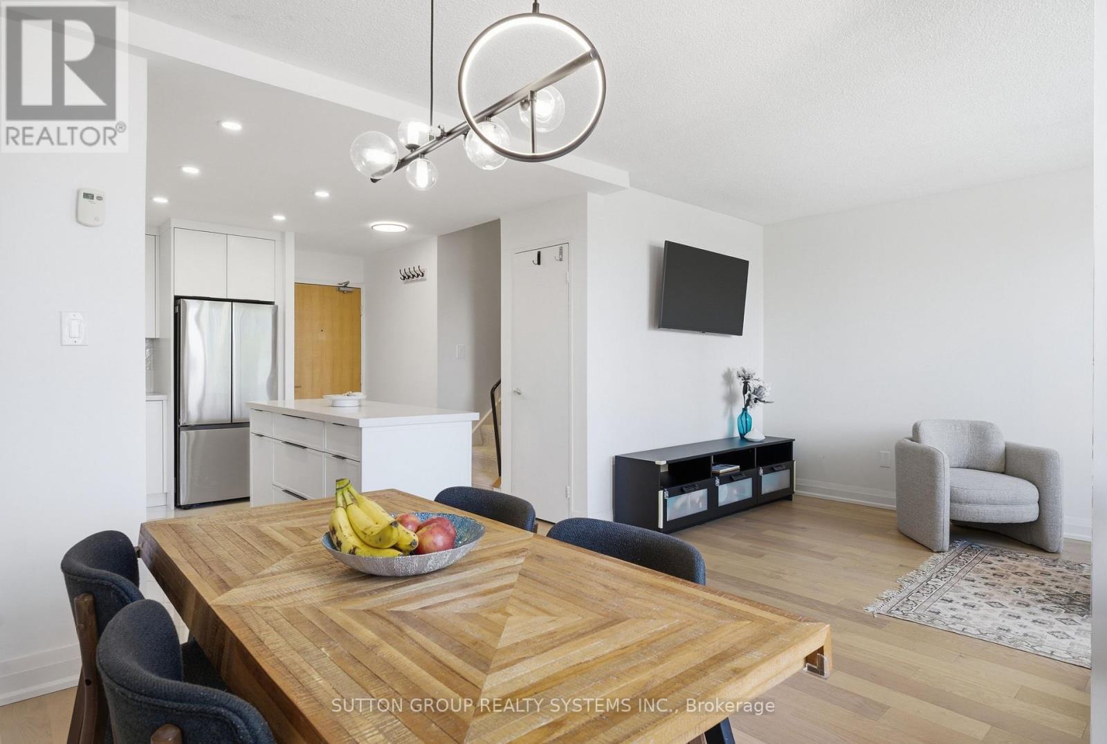 #304 60 SOUTHPORT STREET - 9