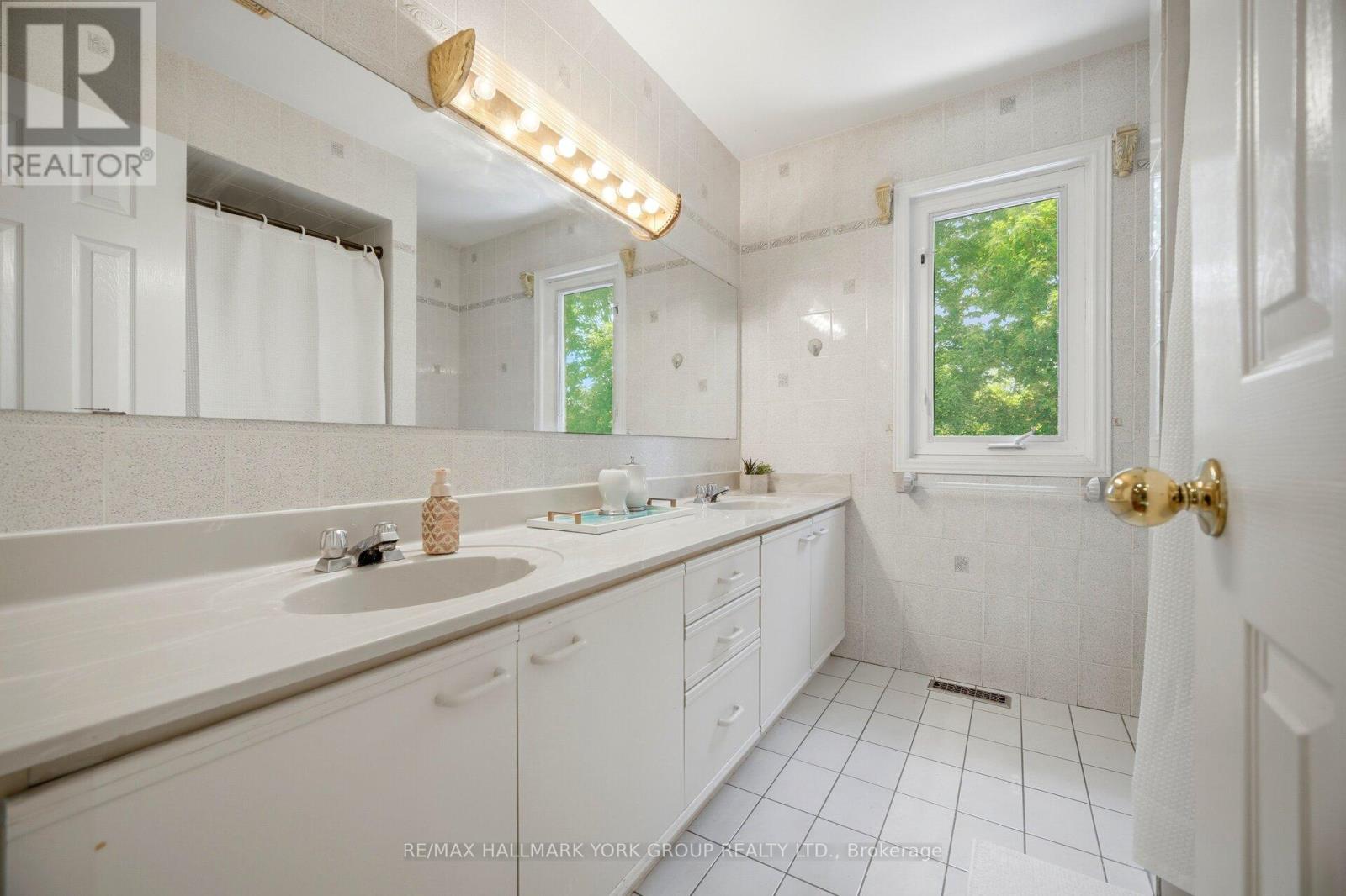 7 ANDES COURT - 28