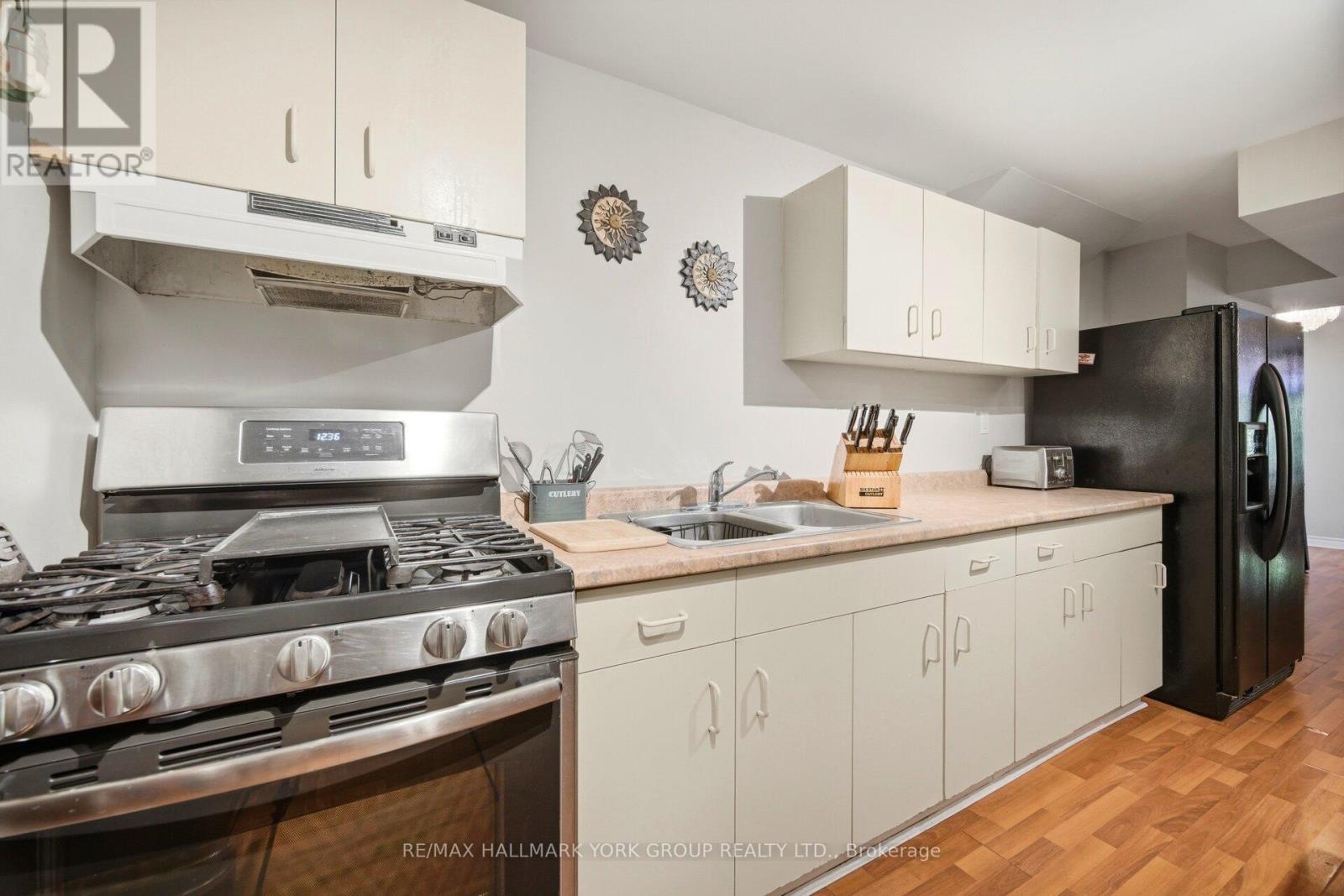 7 ANDES COURT - 32