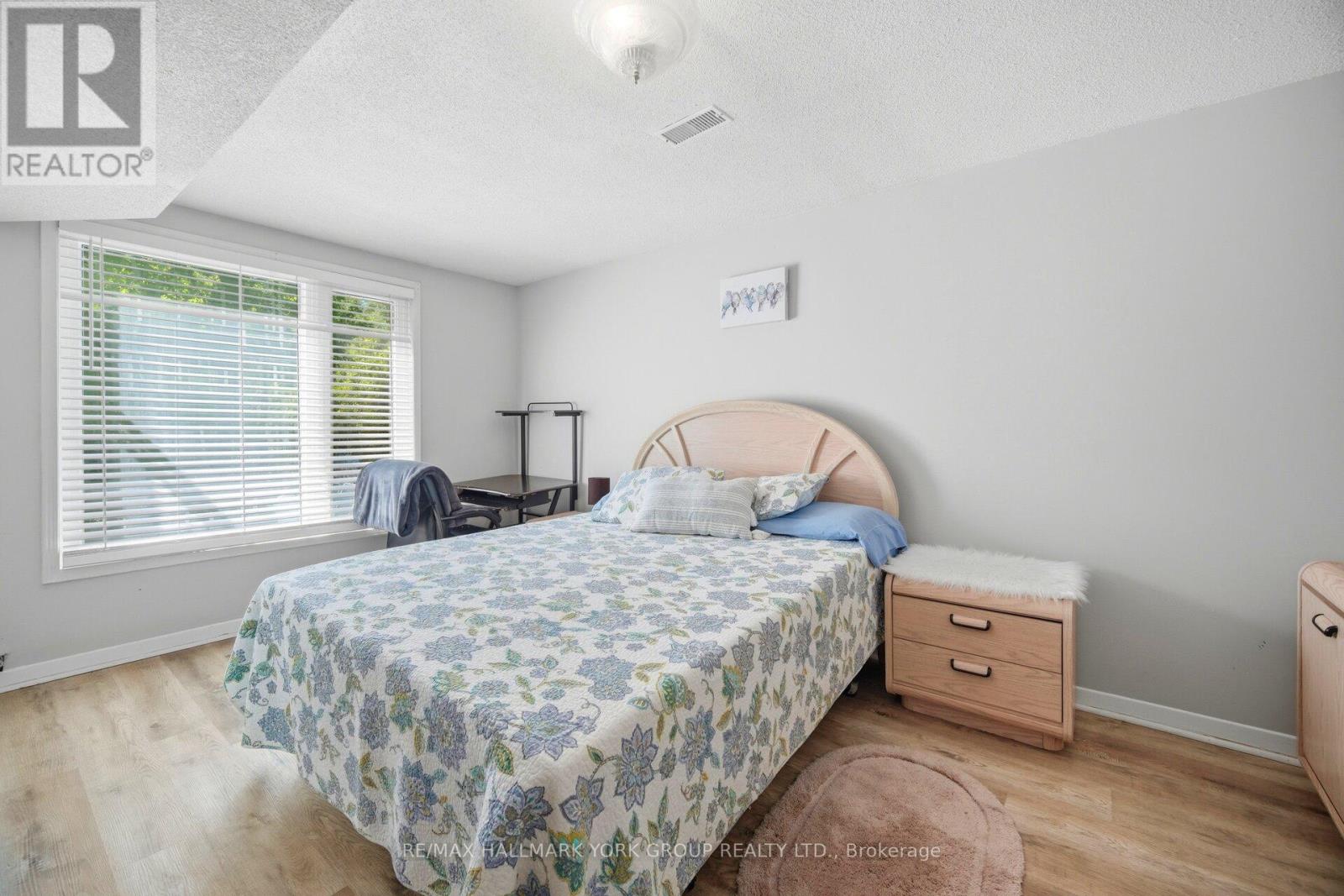 7 ANDES COURT - 35