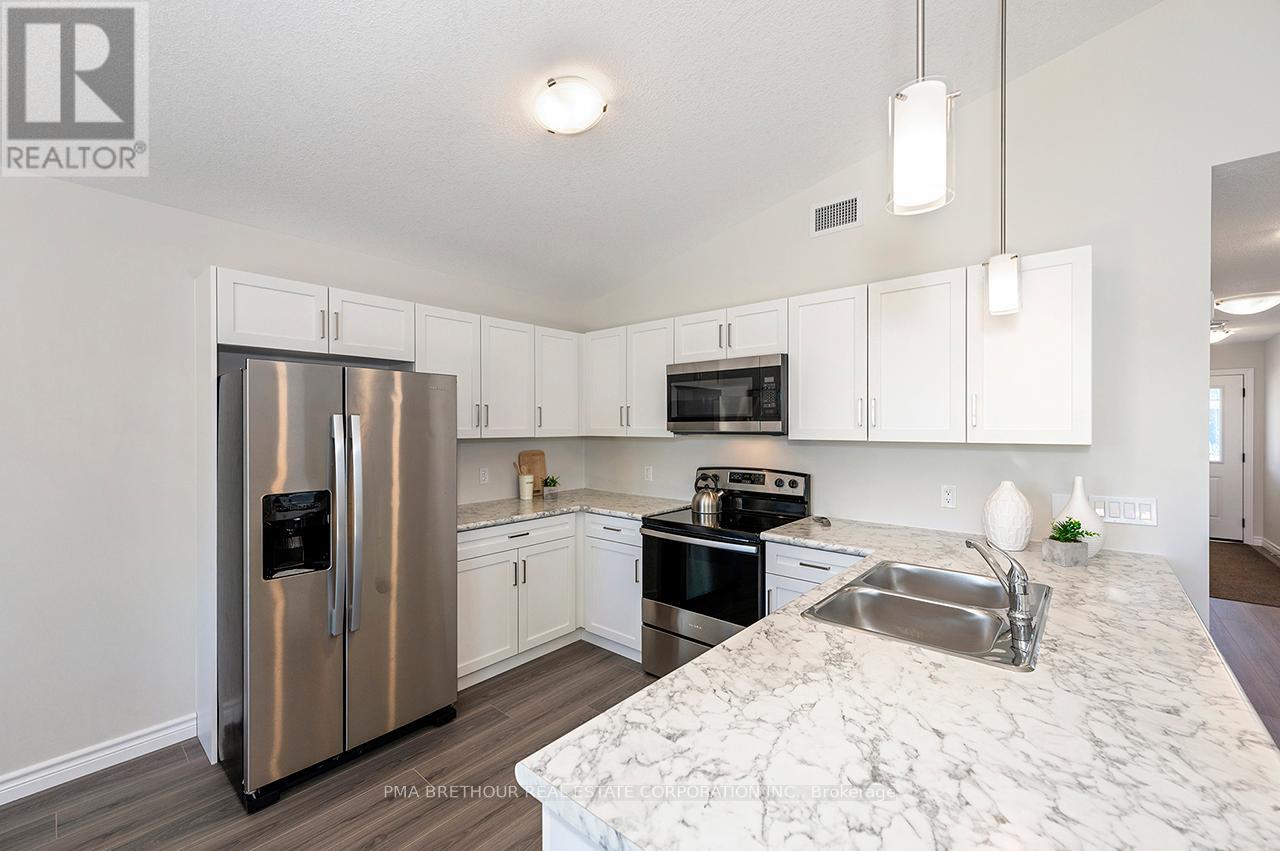 21 BLUFFS VIEW BOULEVARD - 12