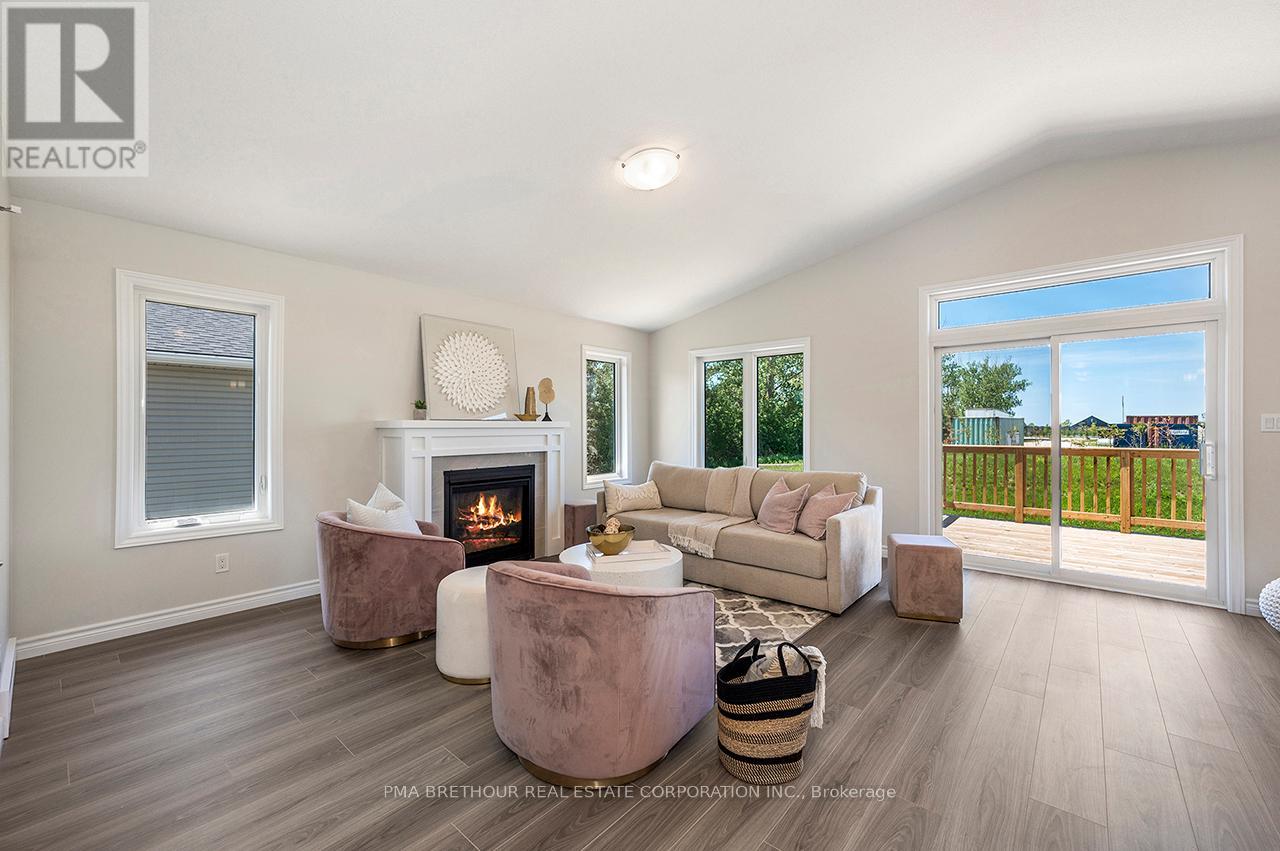 21 BLUFFS VIEW BOULEVARD - 13