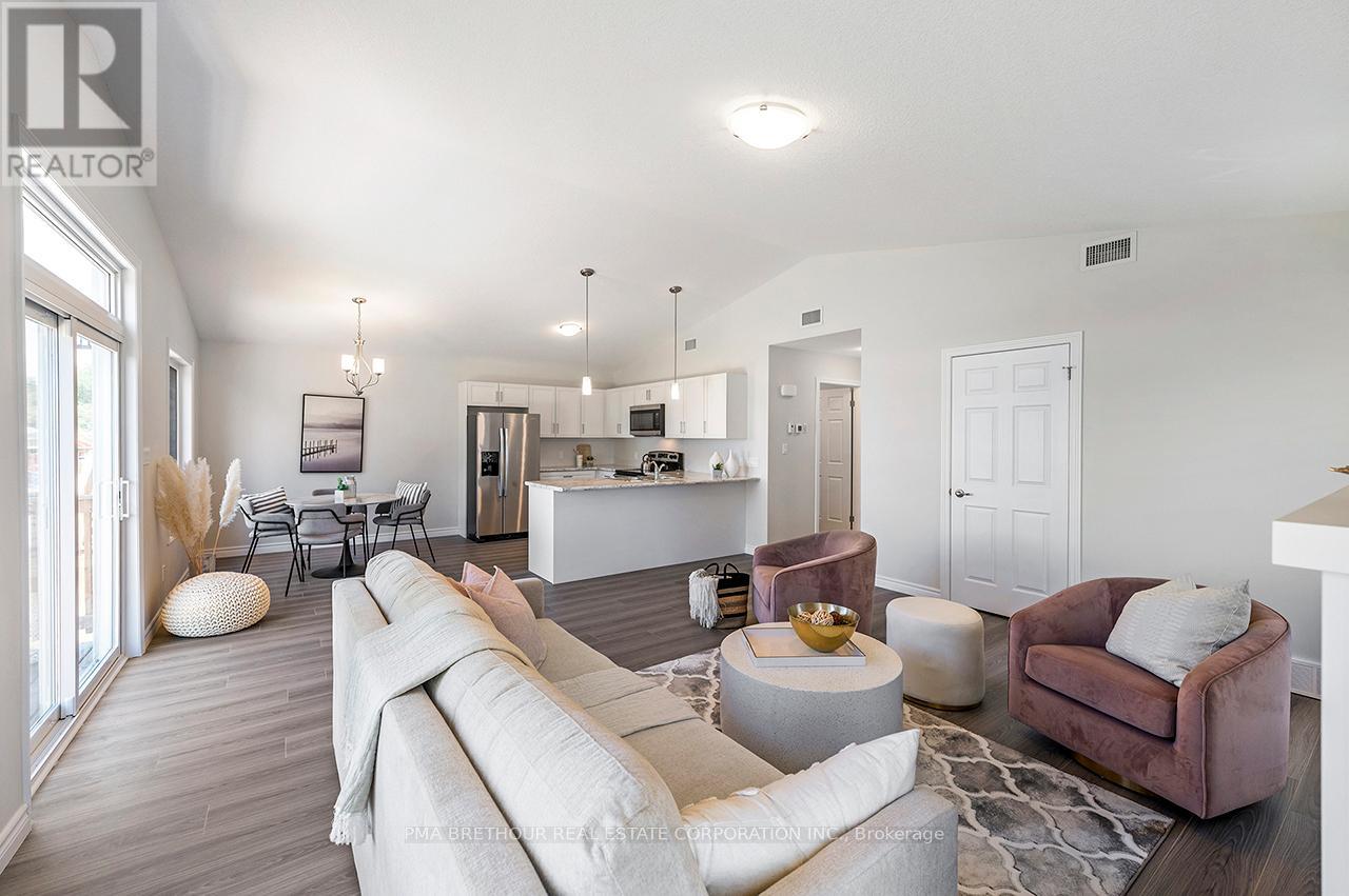 21 BLUFFS VIEW BOULEVARD - 14