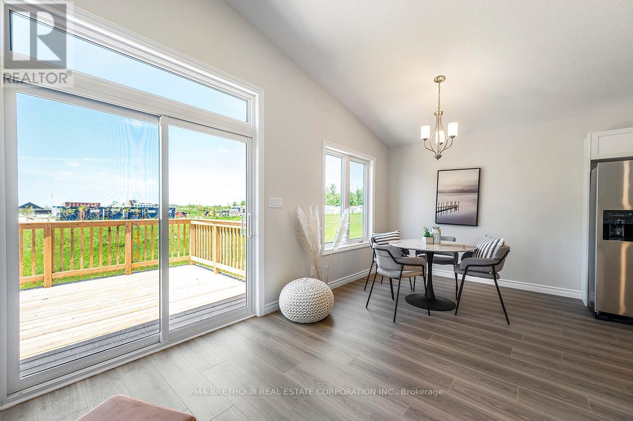 21 BLUFFS VIEW BOULEVARD - 16