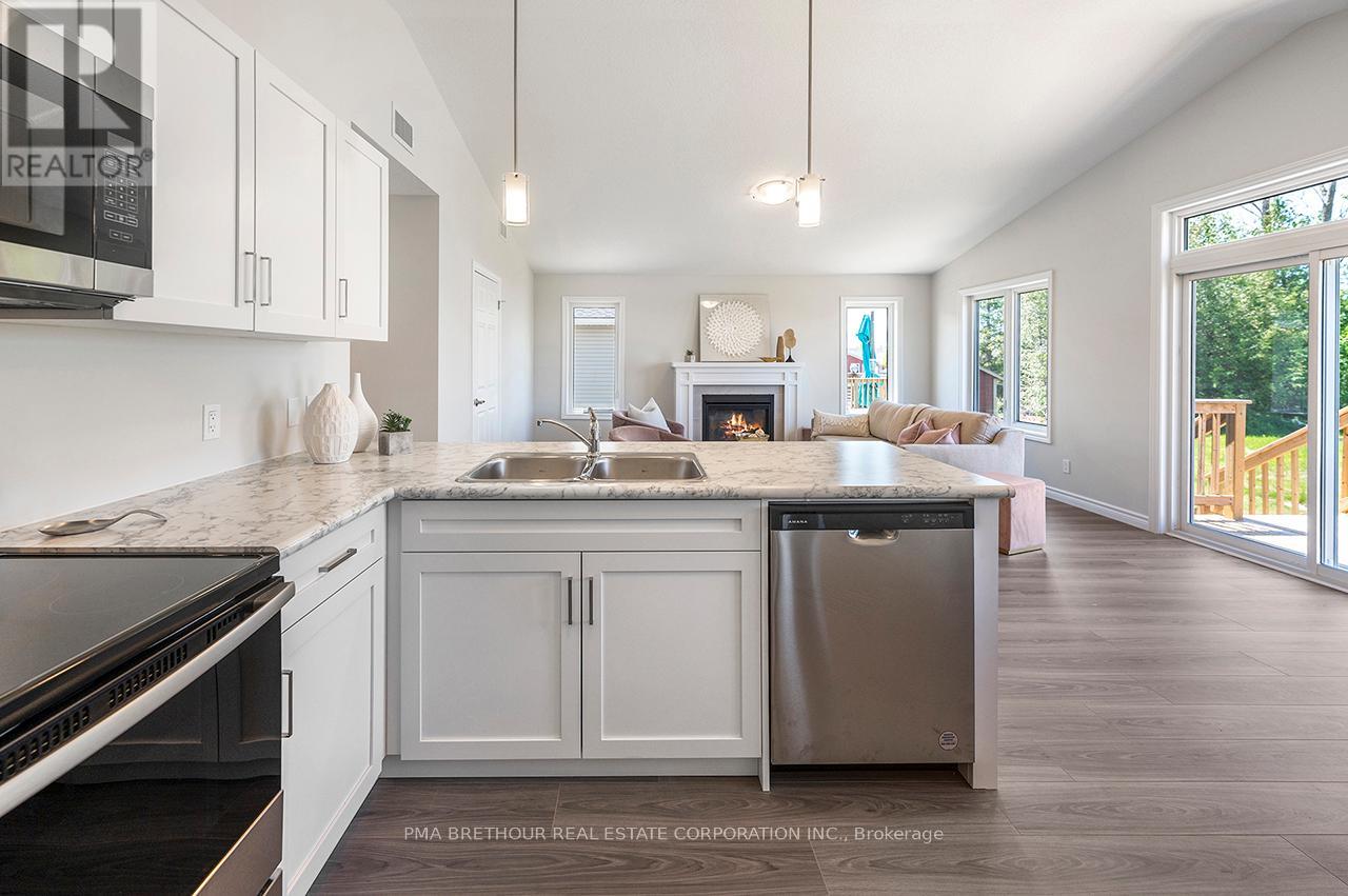 21 BLUFFS VIEW BOULEVARD - 17